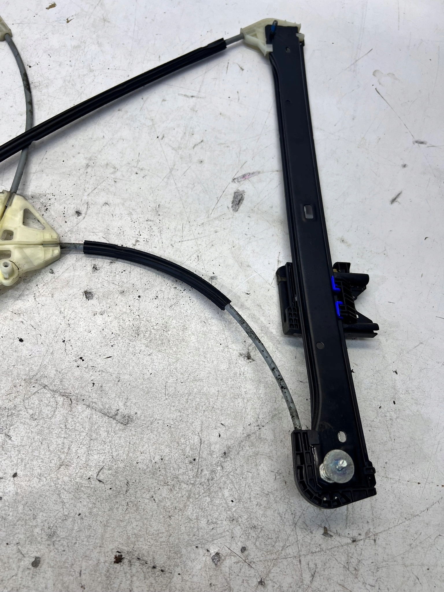 mechanism lifting windows right rear part AUDI 4M0839462A