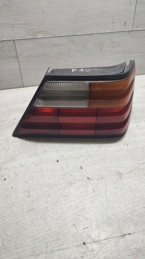 light right rear part Mercedes w124