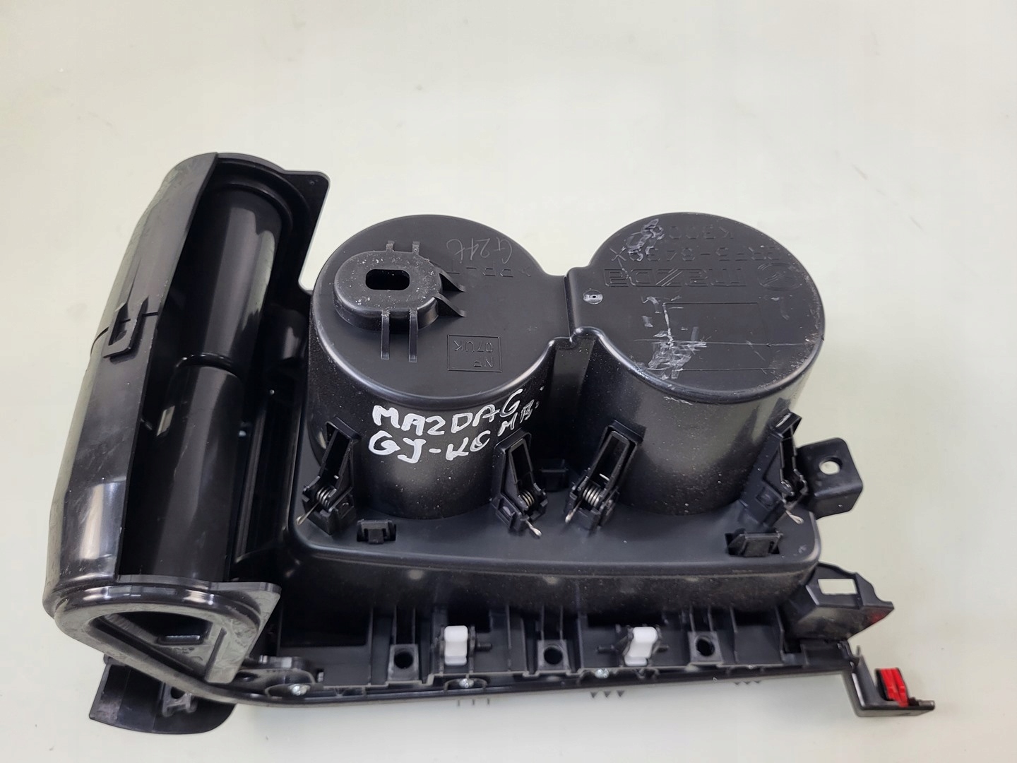 MAZDA 6 III GL GJ 2gi CUP HOLDER passenger compartment for KUBKI GRF5-6439X