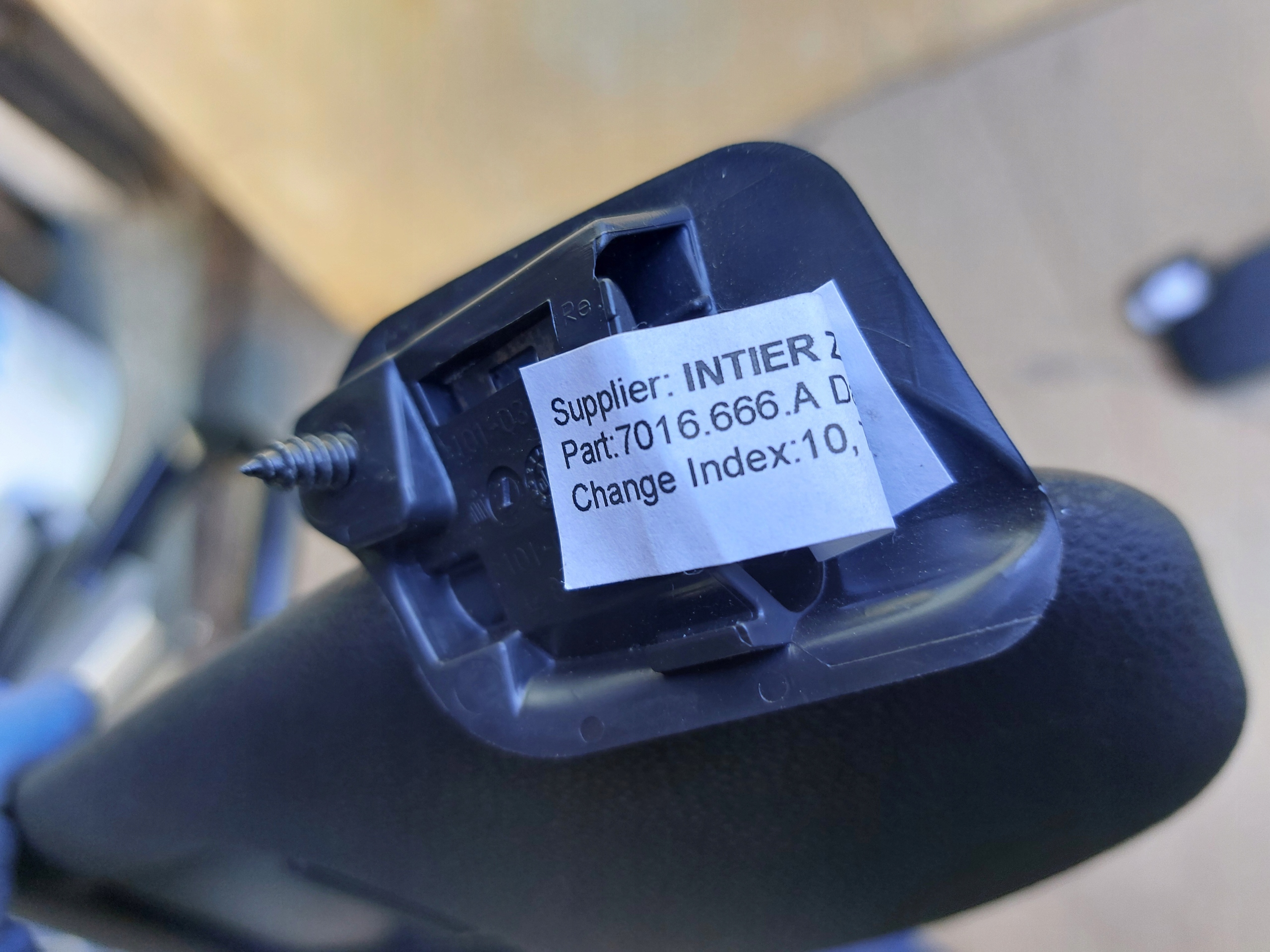 Blende Abdeckung PRZECIWSLONECZNA rechts BMW Z4 E85 7016666