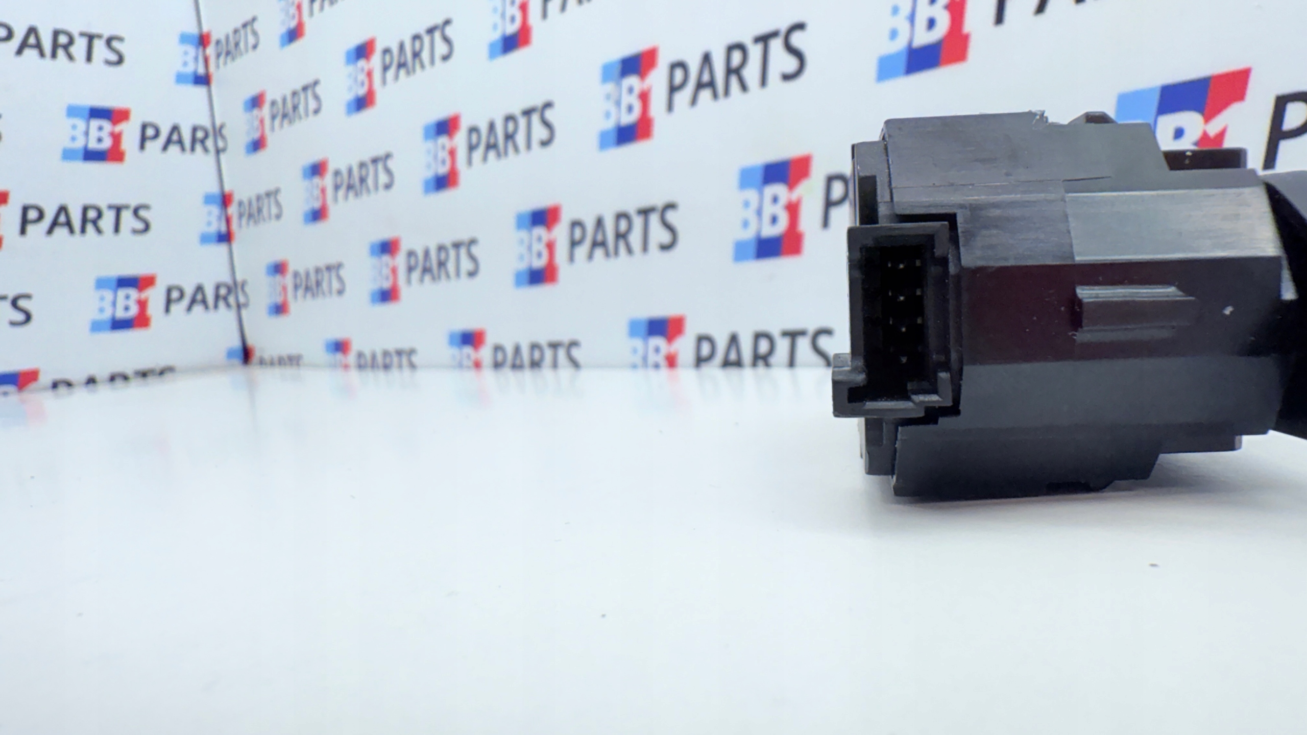 BMW G22 G23 PANEL switch PAMIECI seat left front 9867157