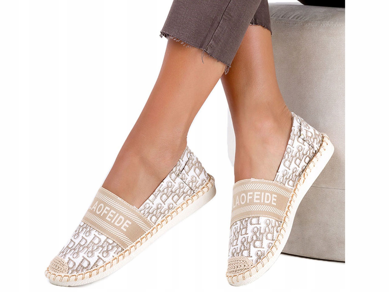 ESPADRYLE SLIP ON DAMSKIE Z NAPISAMI PLECIONE r 38