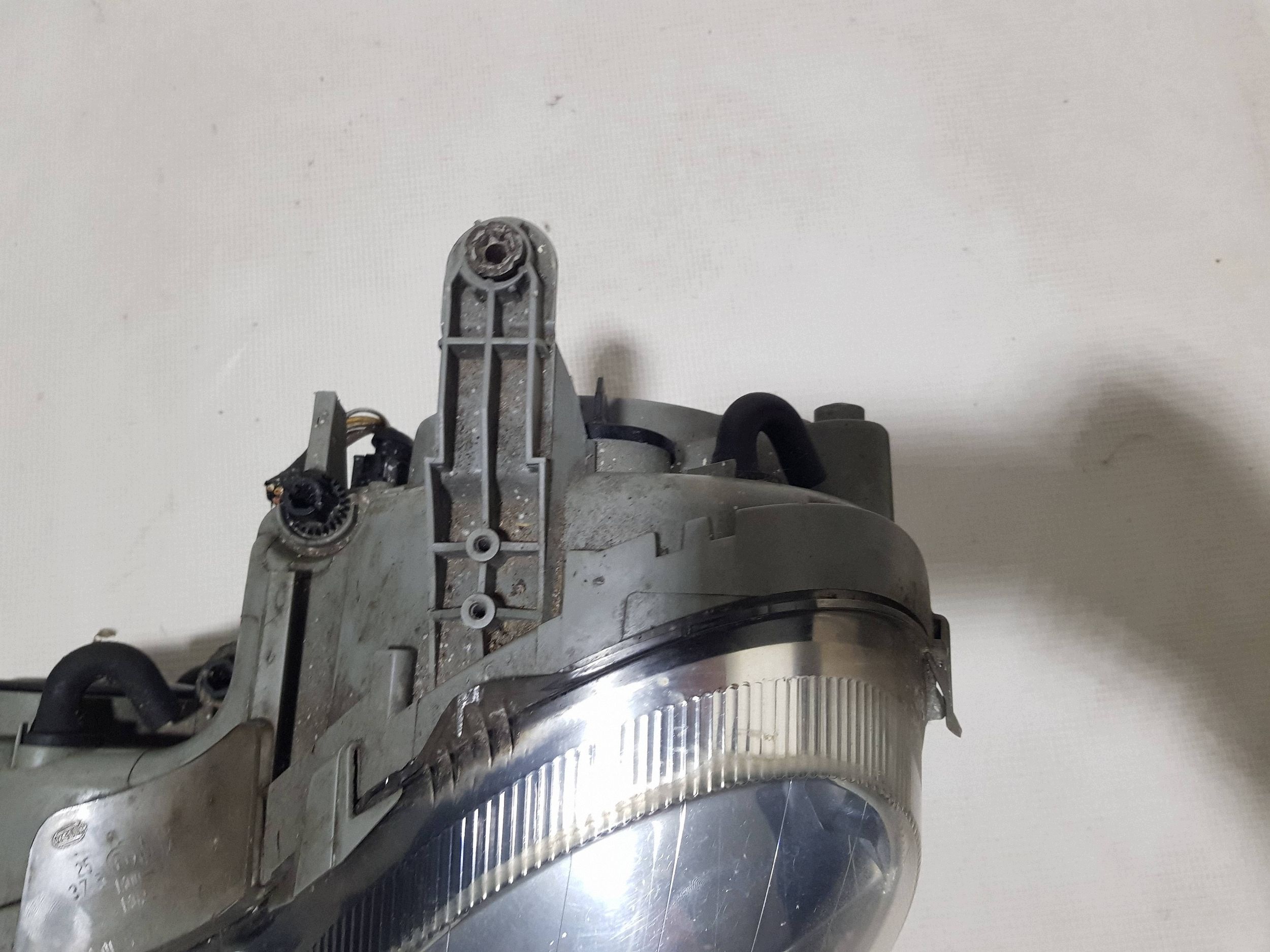 light left front front MERCEDES CLK W209 H7 right hand drive
