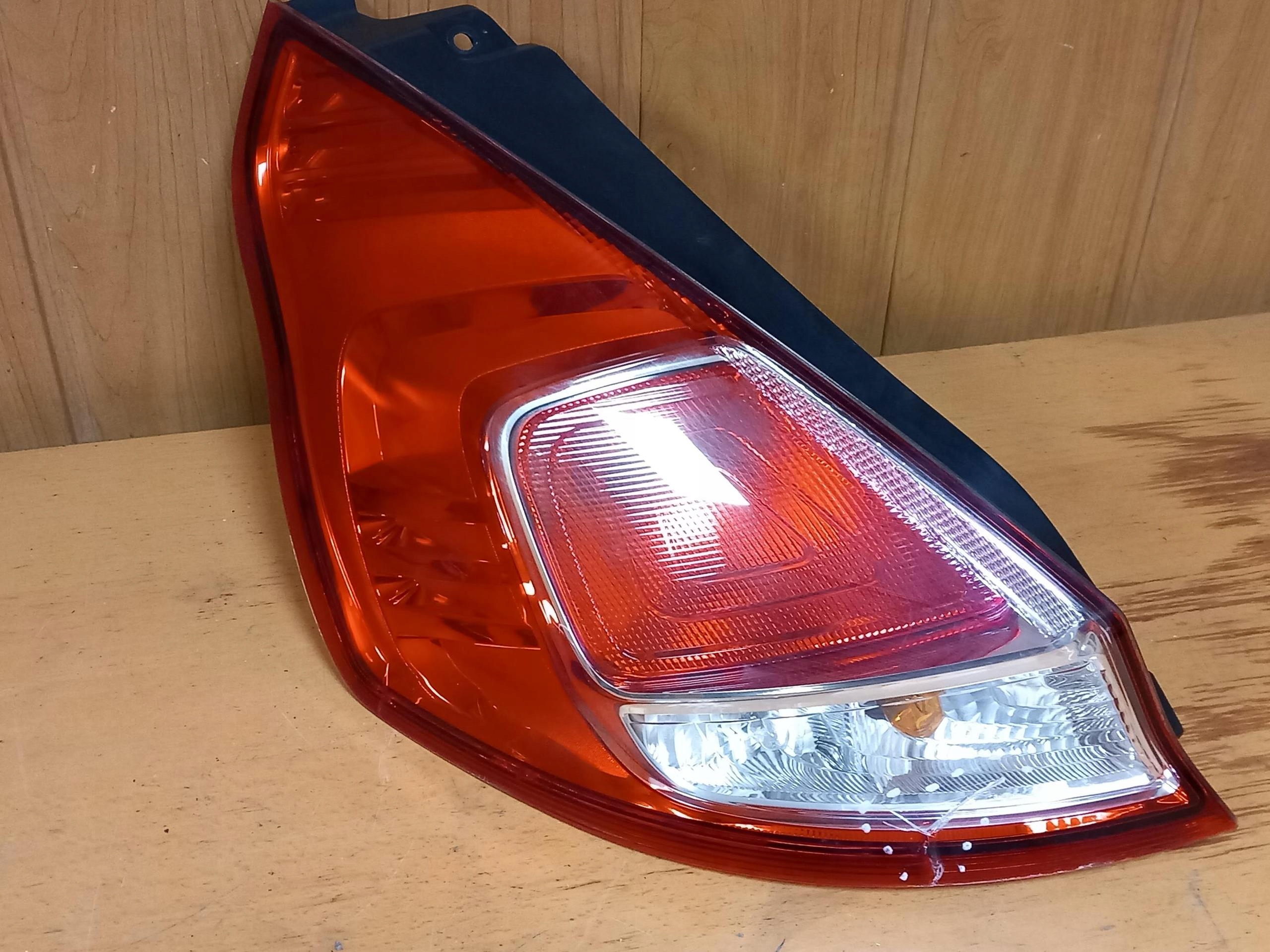 light complete left rear part FORD FIESTA MK7 08-12 EU