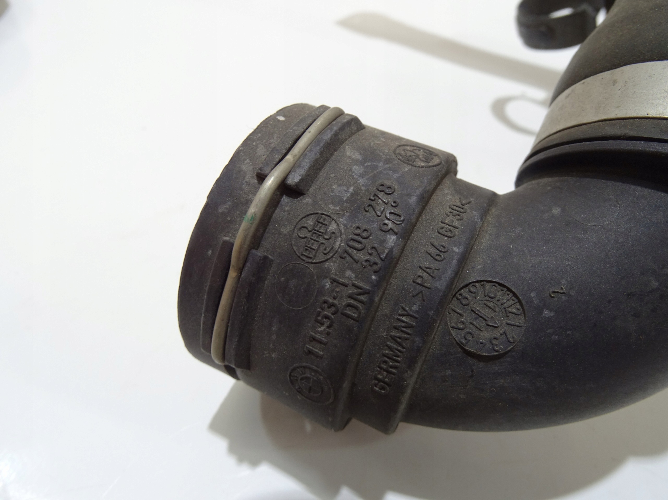 prijenos crijevo vode BMW E88 N43 7565092