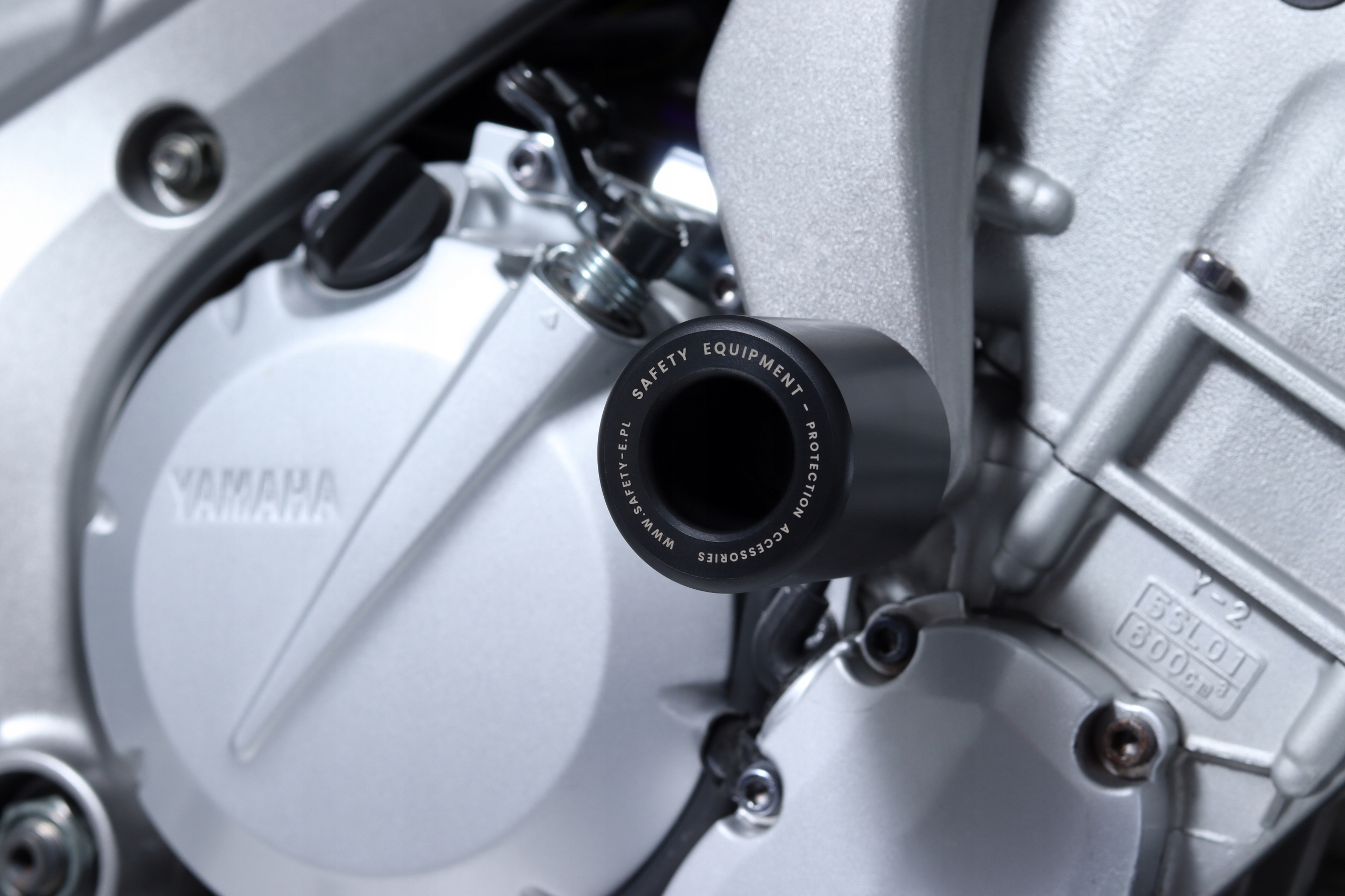 Yamaha FZ6/Fazer 2004-2010 - Crash pady SE v.1 EAN (GTIN) 5902560917109