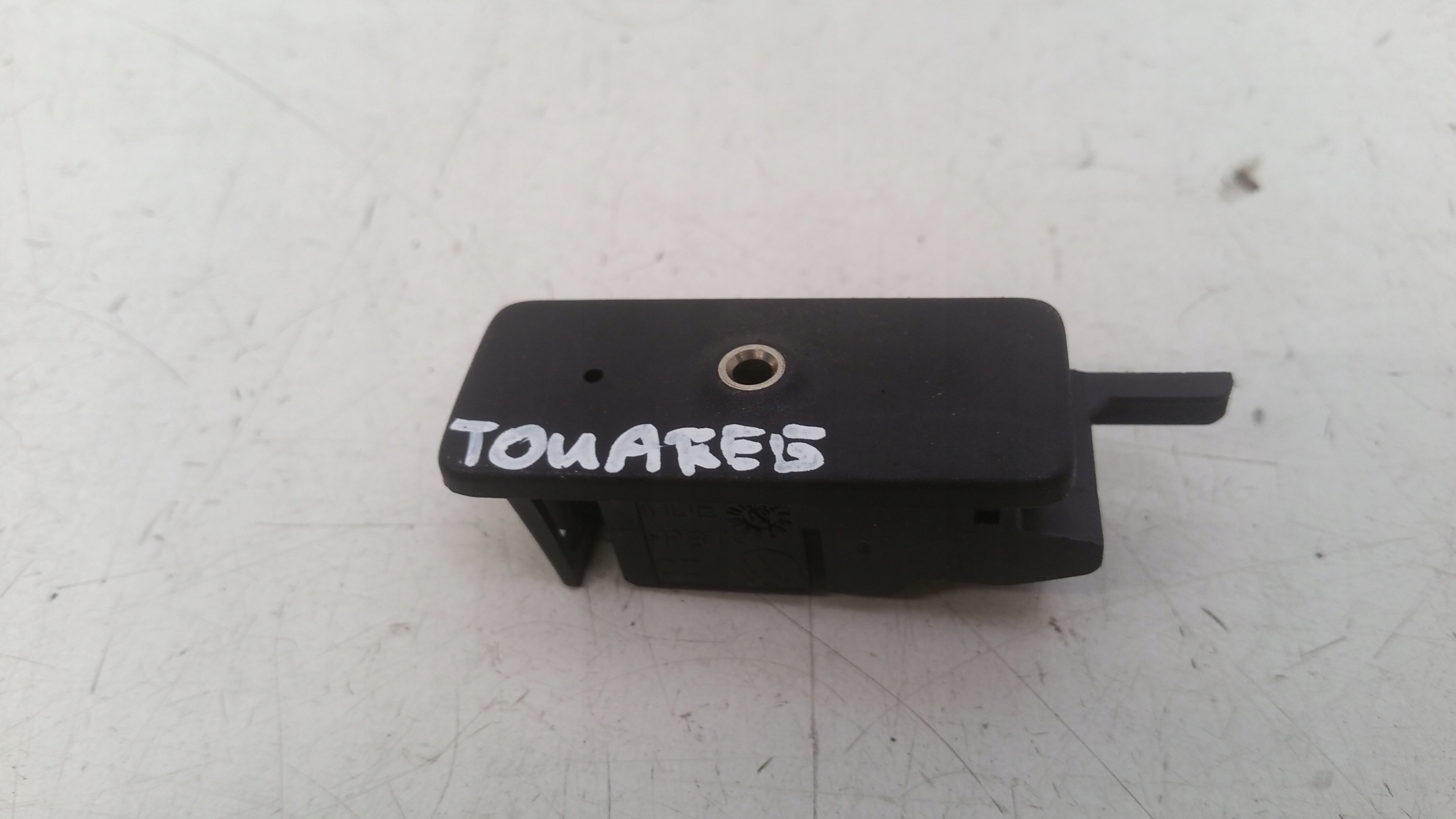Adapter, Stecker AUX 1K0035724 VW Touareg