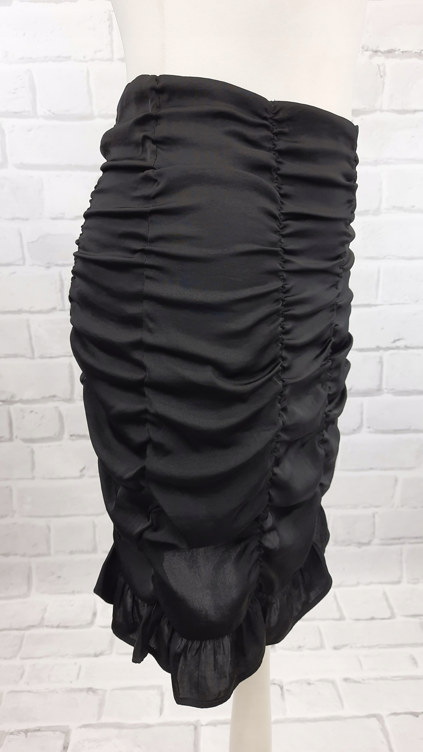 Elegantná drapovaná sukňa SOFIE SCHNOOR S