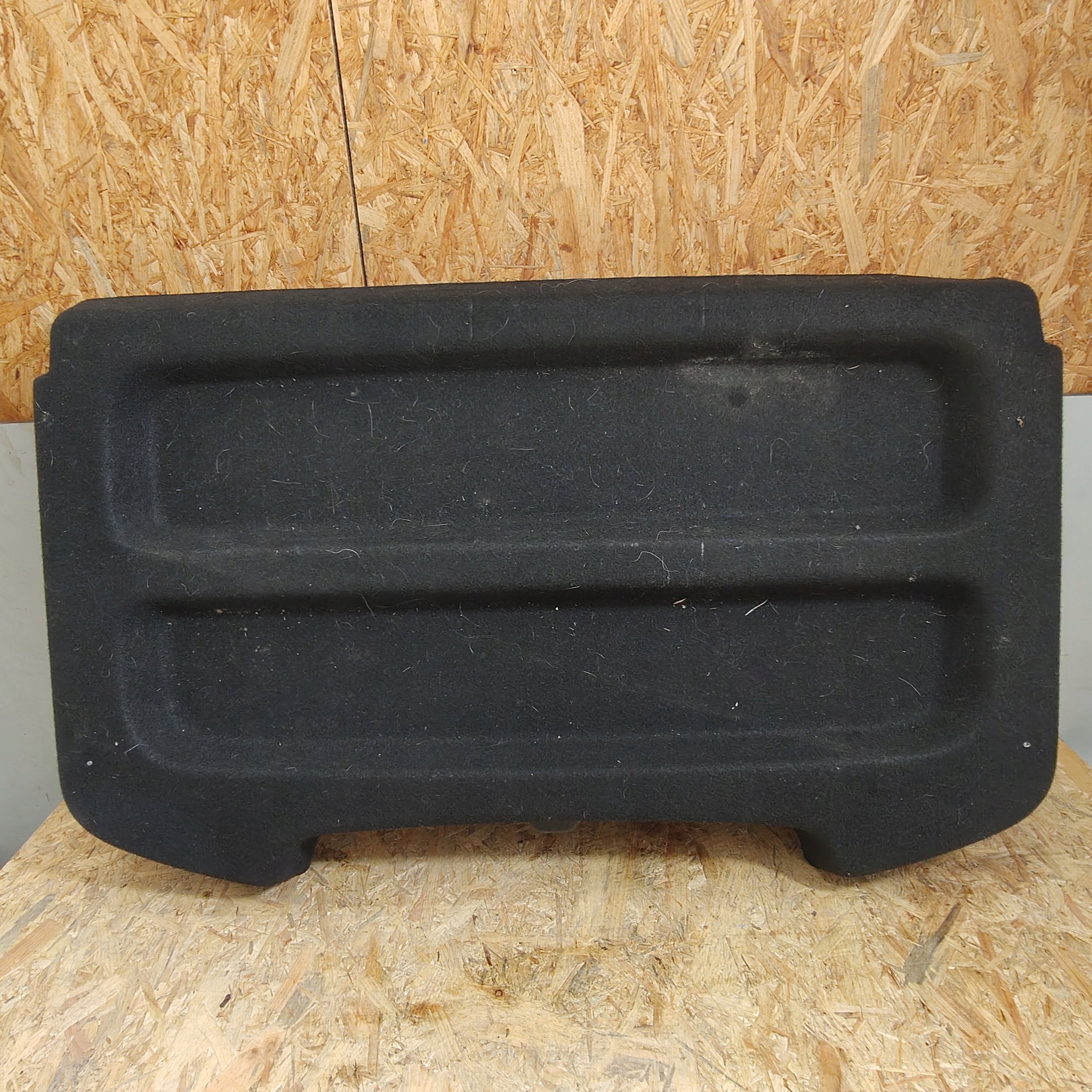 plato boot rear part DACIA SANDERO II 794205491R