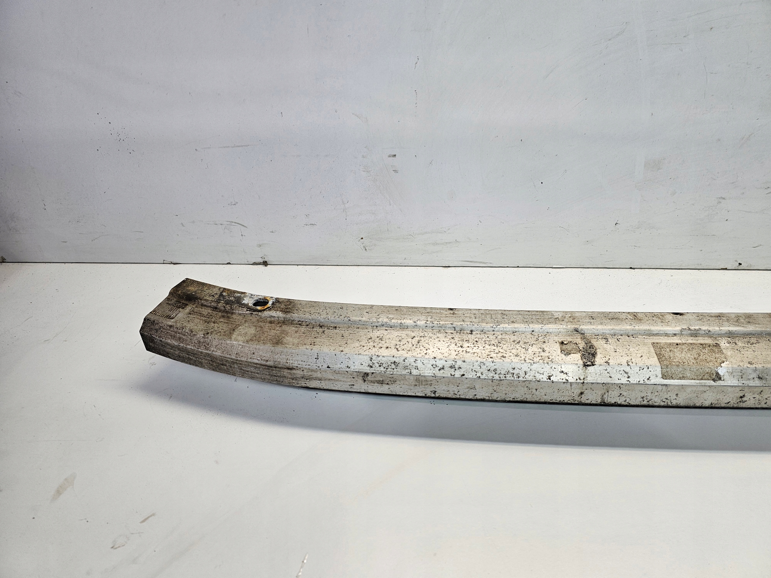 sider below bumper front AUDI Q7 4L 4L0807113