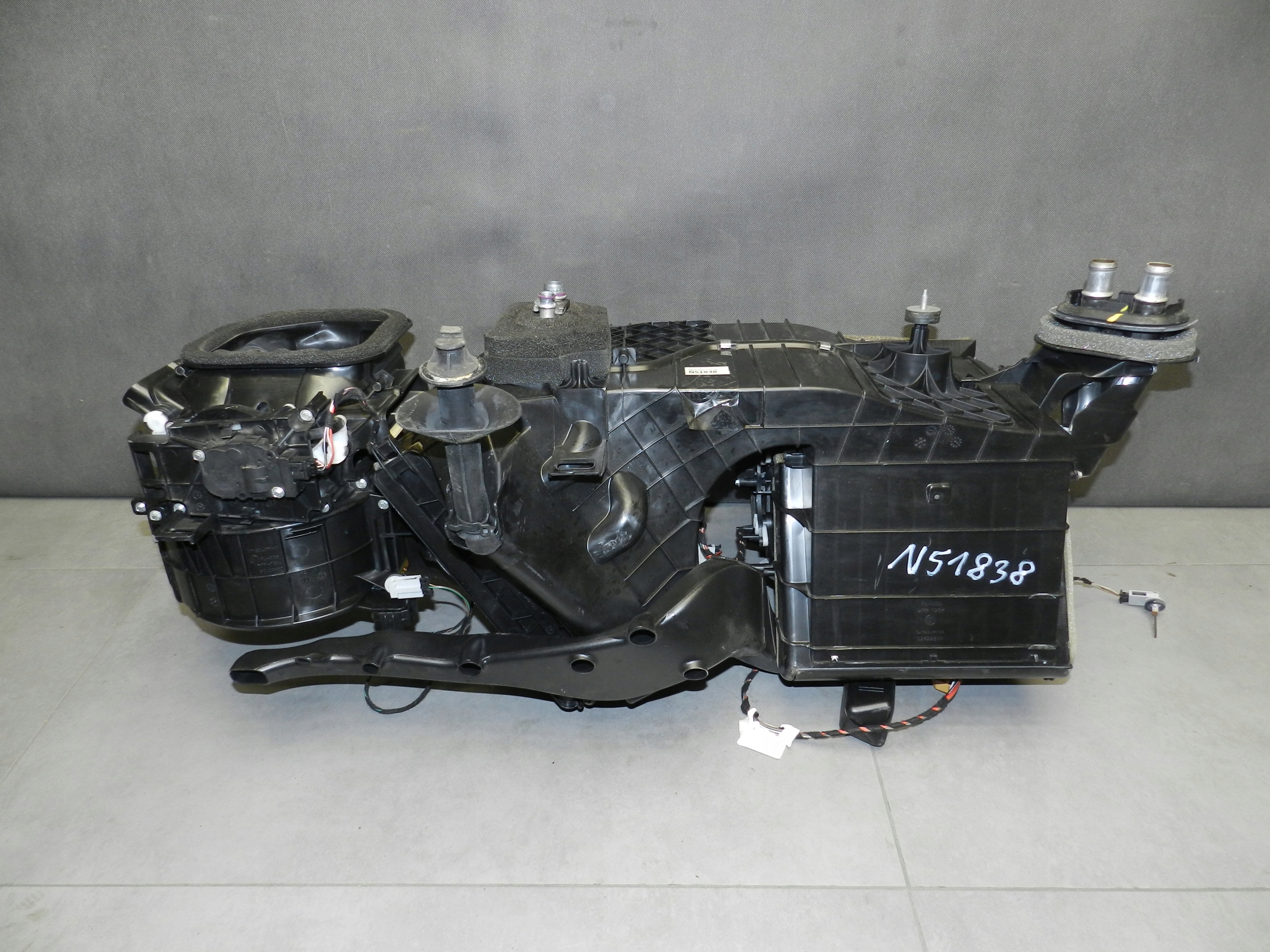VW TOUAREG 7P heater 7P1820005C