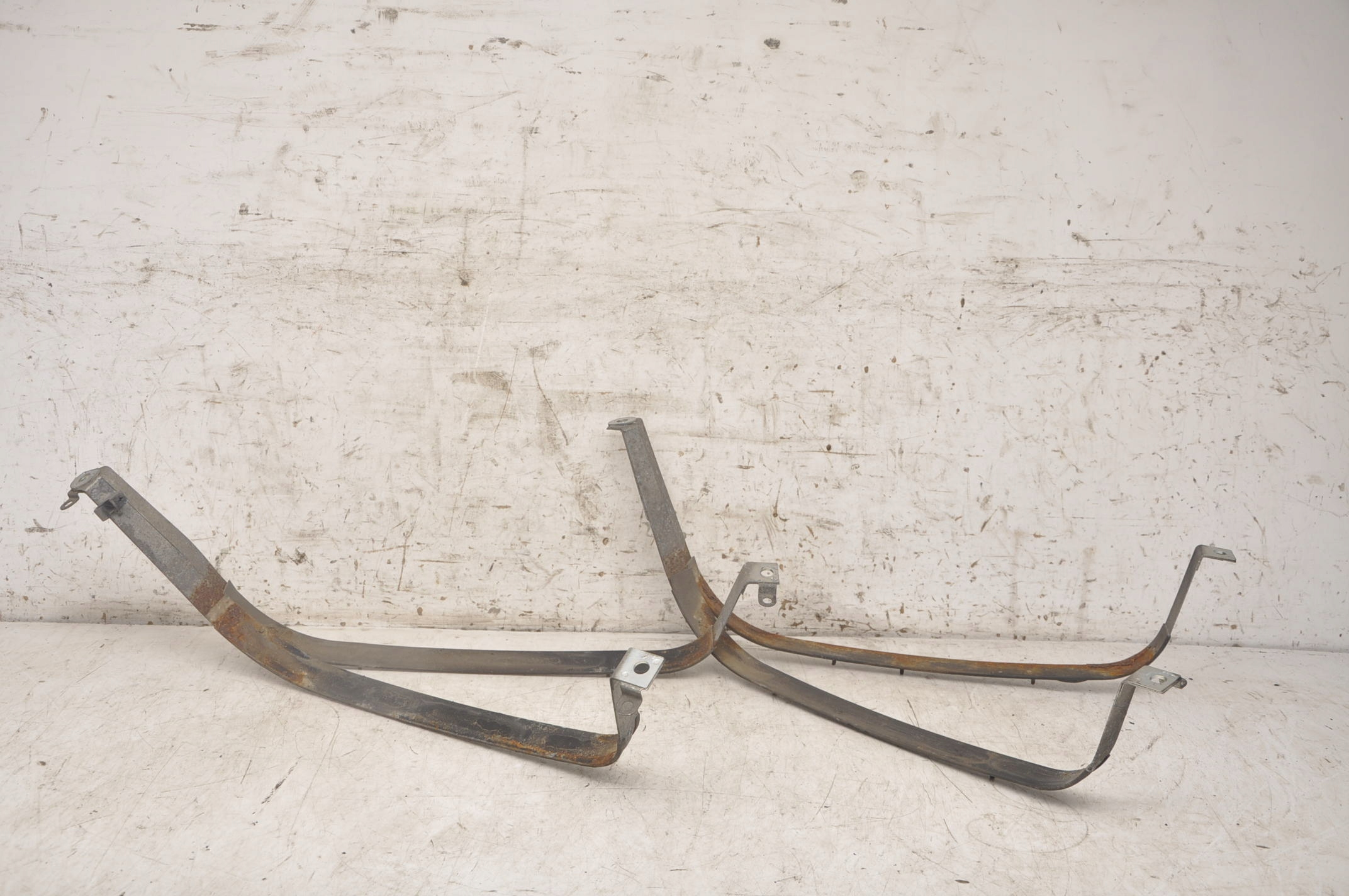 670005953 - GHIBLI III 3.0 КОМПЛЕКТ КРІПЛЕННЯ ПАЛИВНОГО БАКА