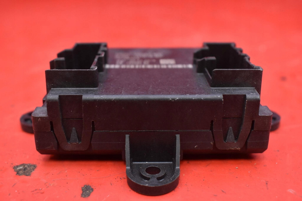 control unit module door left front GJ32-14D618-BA JAGUAR F-PACE X761 16-20