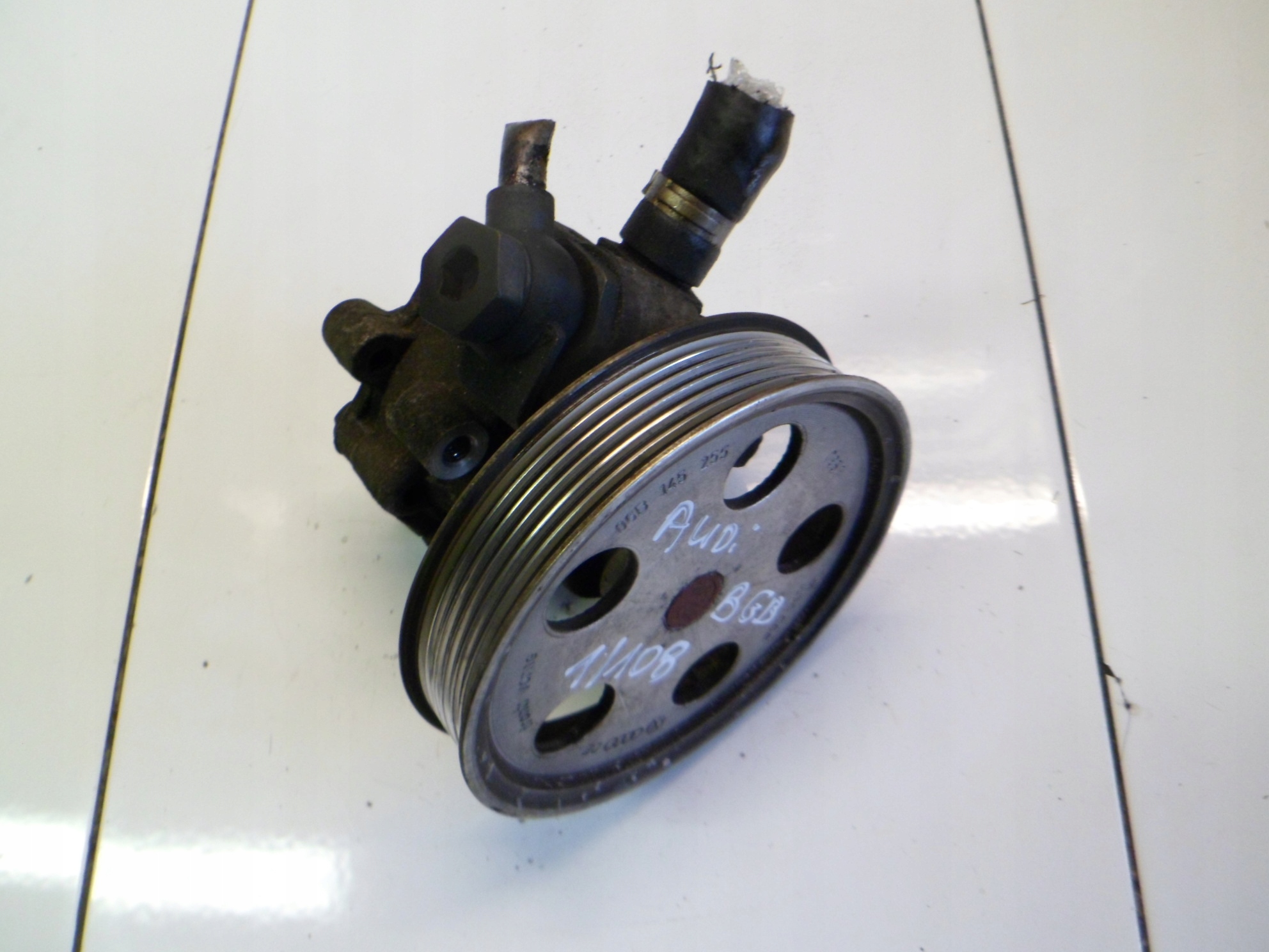 VW GOLF V 2.0TFSI BGB servo pump 8E0145153D