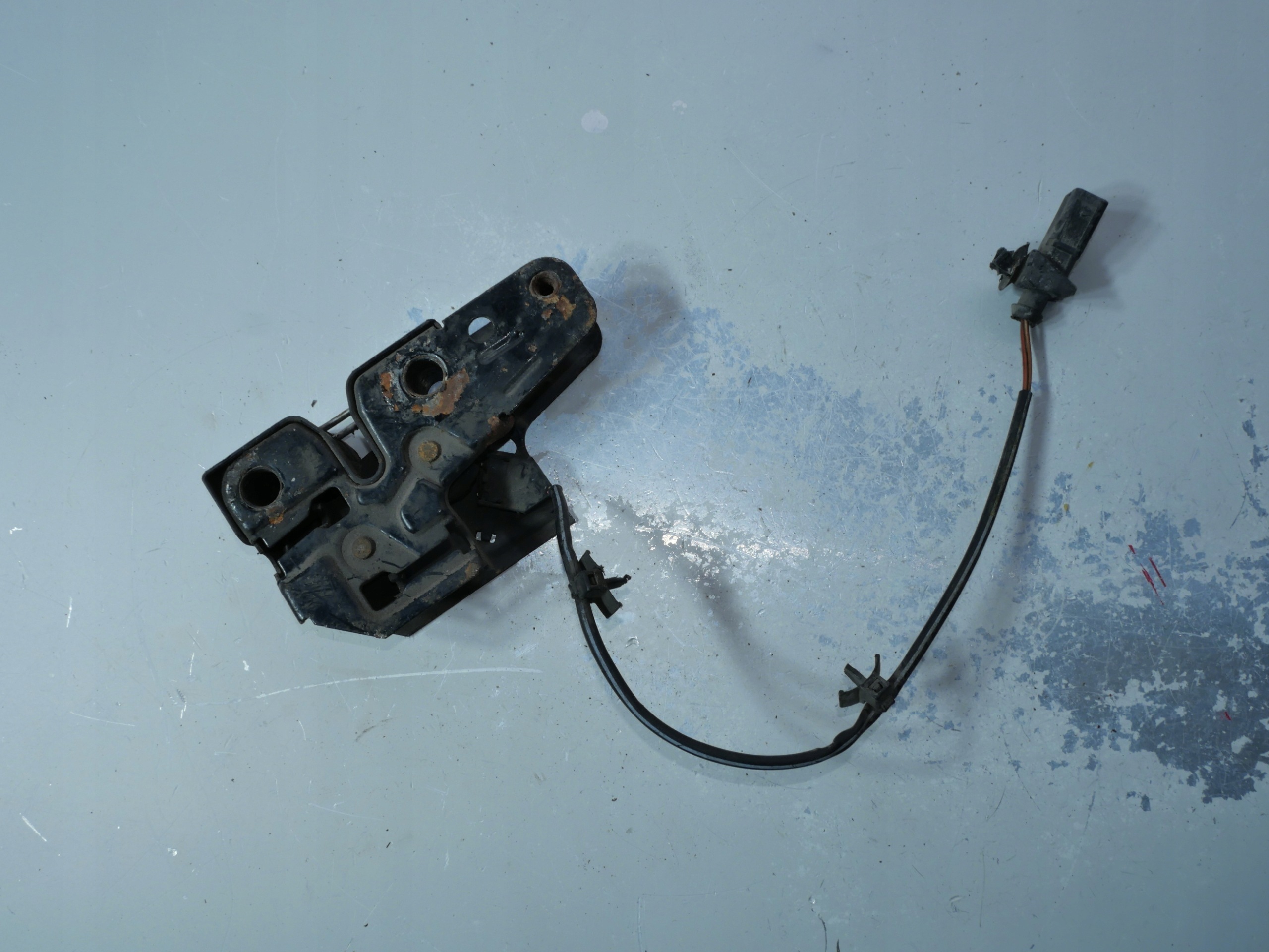 bonnet latch lock front VW SEAT SKODA