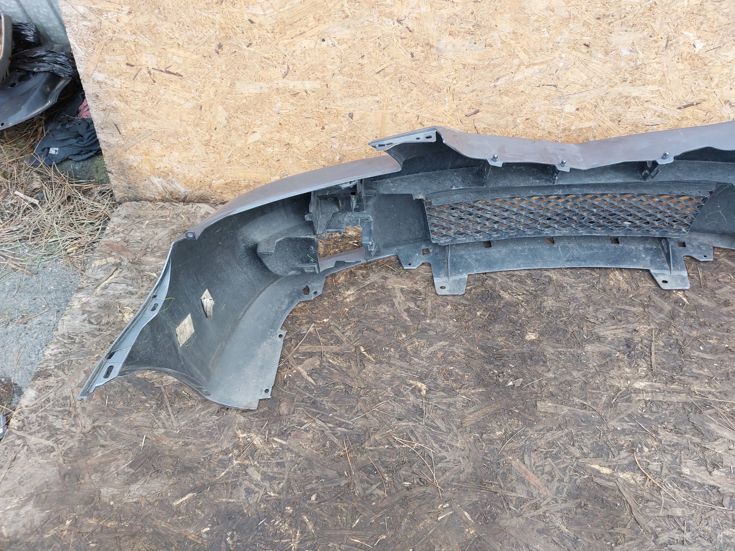 bumper front Mazda Premacy Lift 01-05
