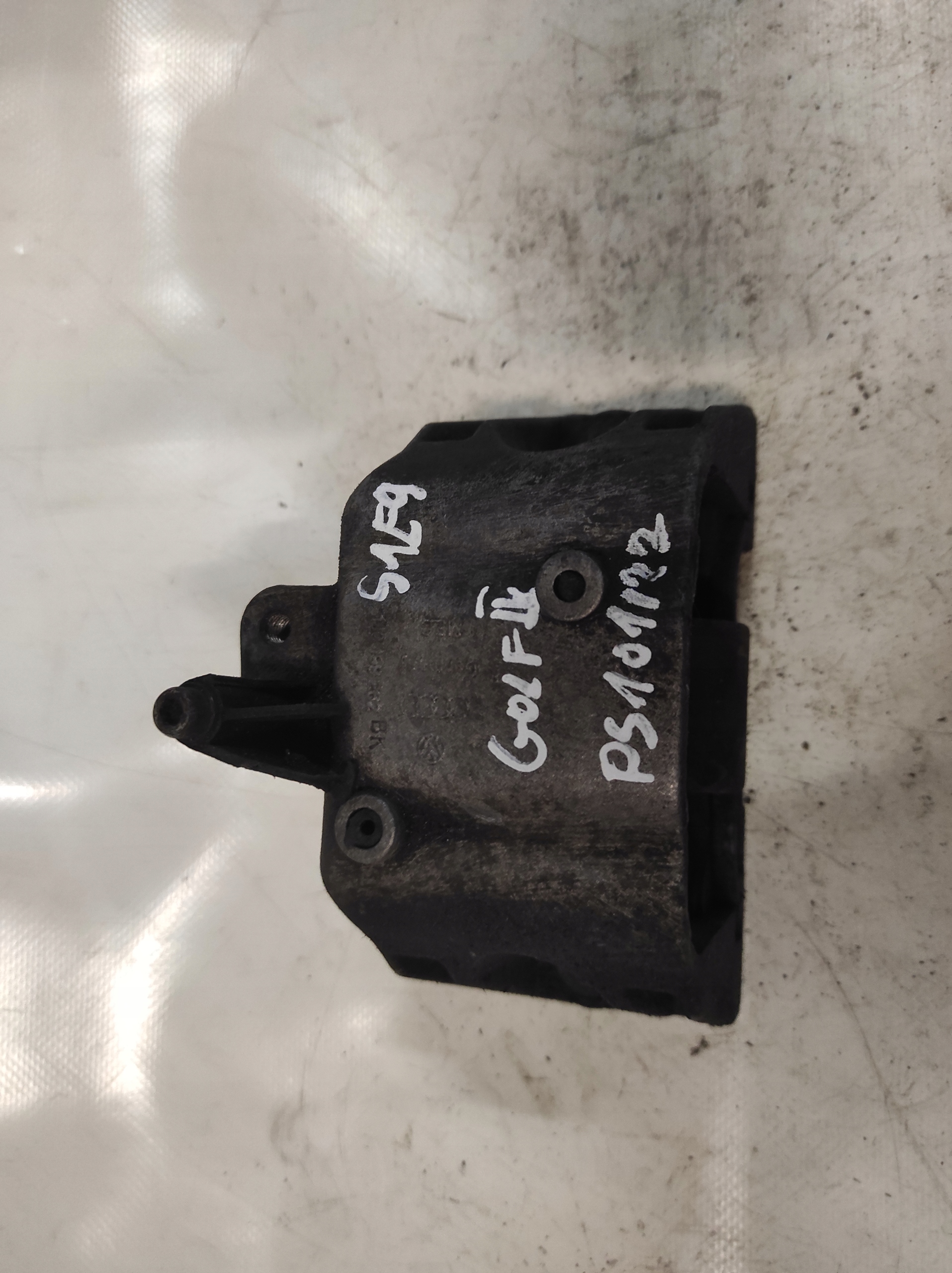 VW Golf IV 4 1J0199262BK Poduszka silnika