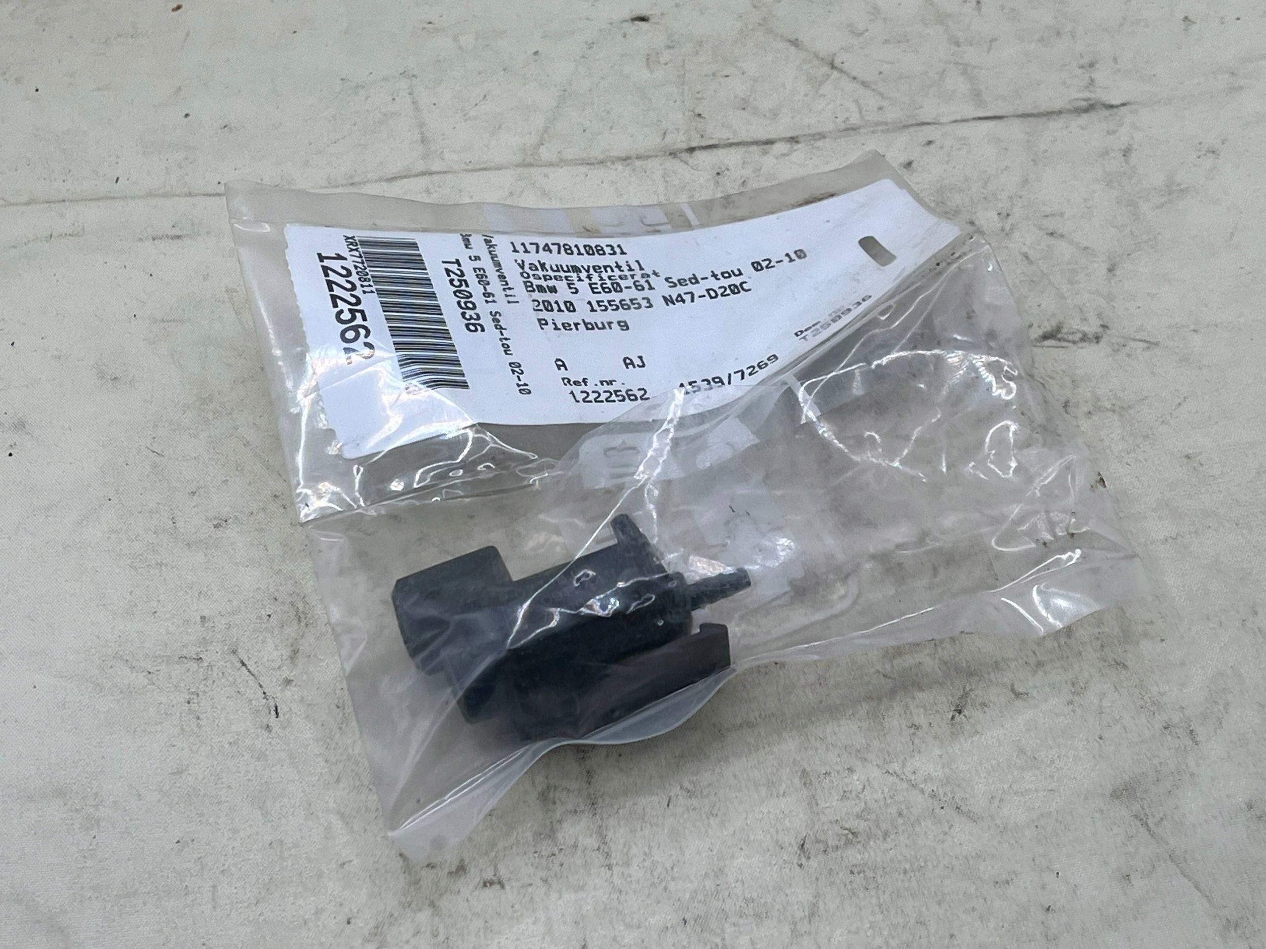 BMW E38 E39 E46 E53 E60 E83 E87 E90 elektroventil podtlakové 02318.01.0 !J
