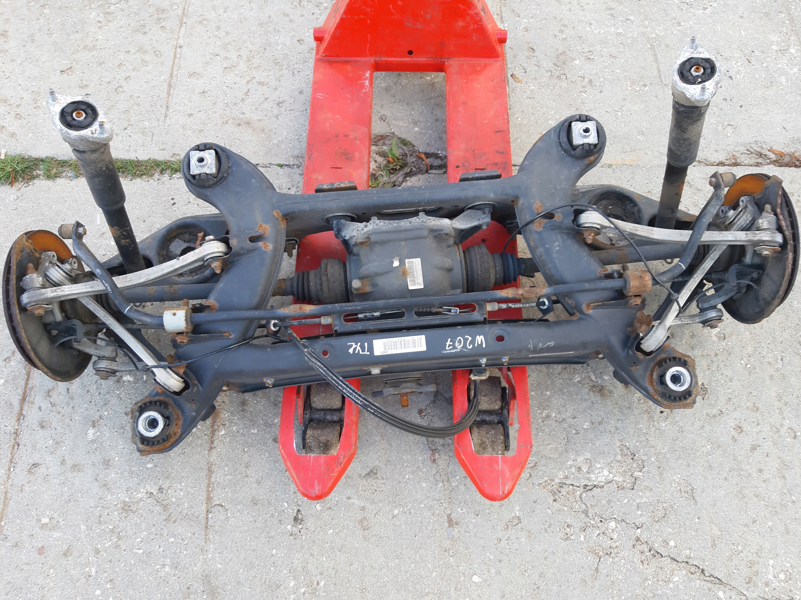 Achsträger Differential heck Querlenker MERCEDES W 207 C207 350 3.0