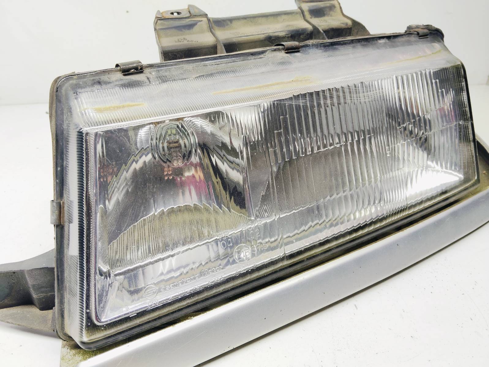 light left front SSANGYONG MUSSO 2.9 D 83101-05300