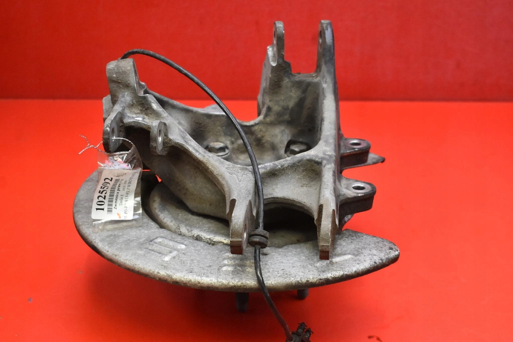 поворотный кулак зад tesla MODEL S P85D 12-20