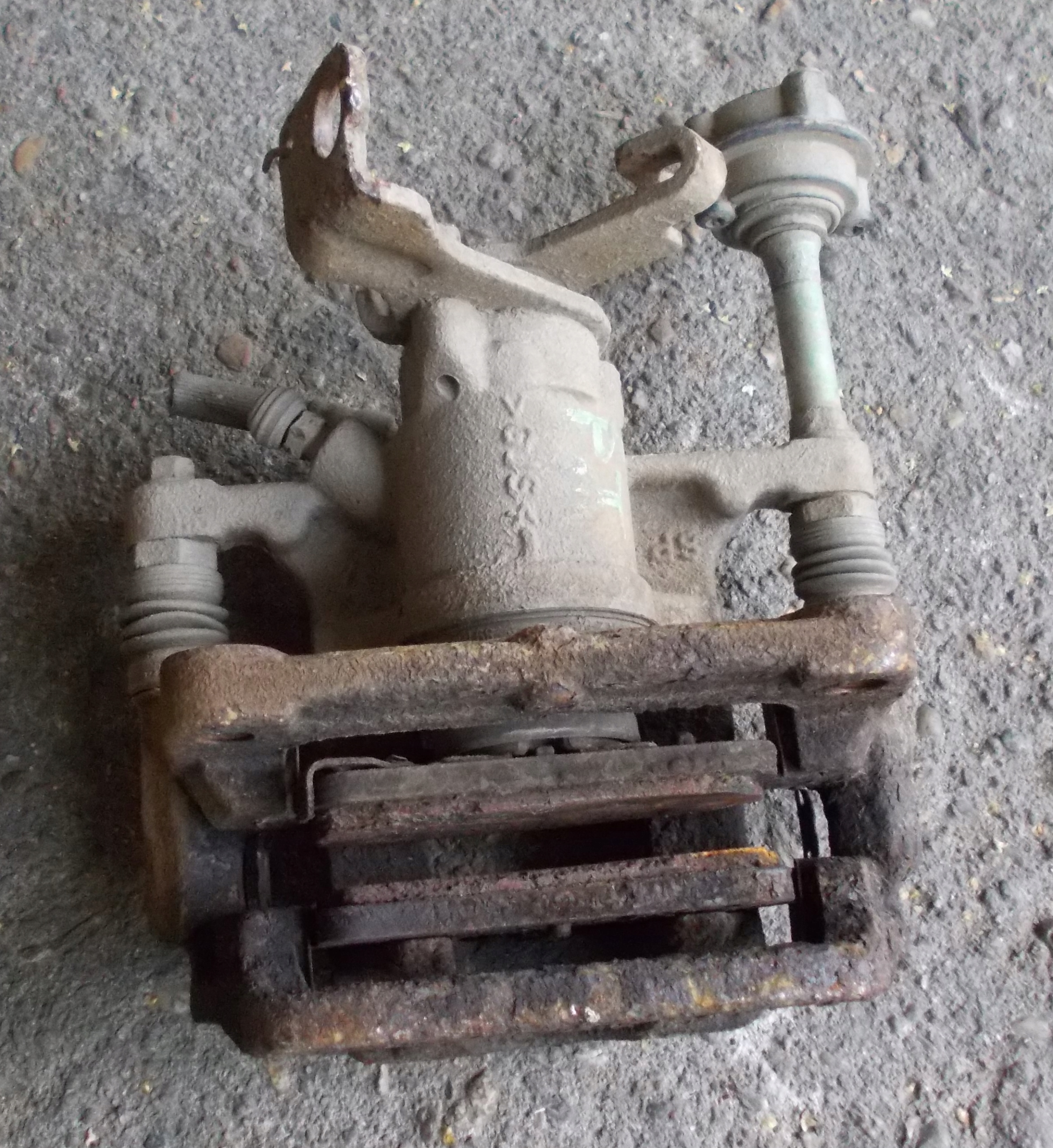 OPEL ASTRA J 1.7 CDTI 14R caliper brake right rear part