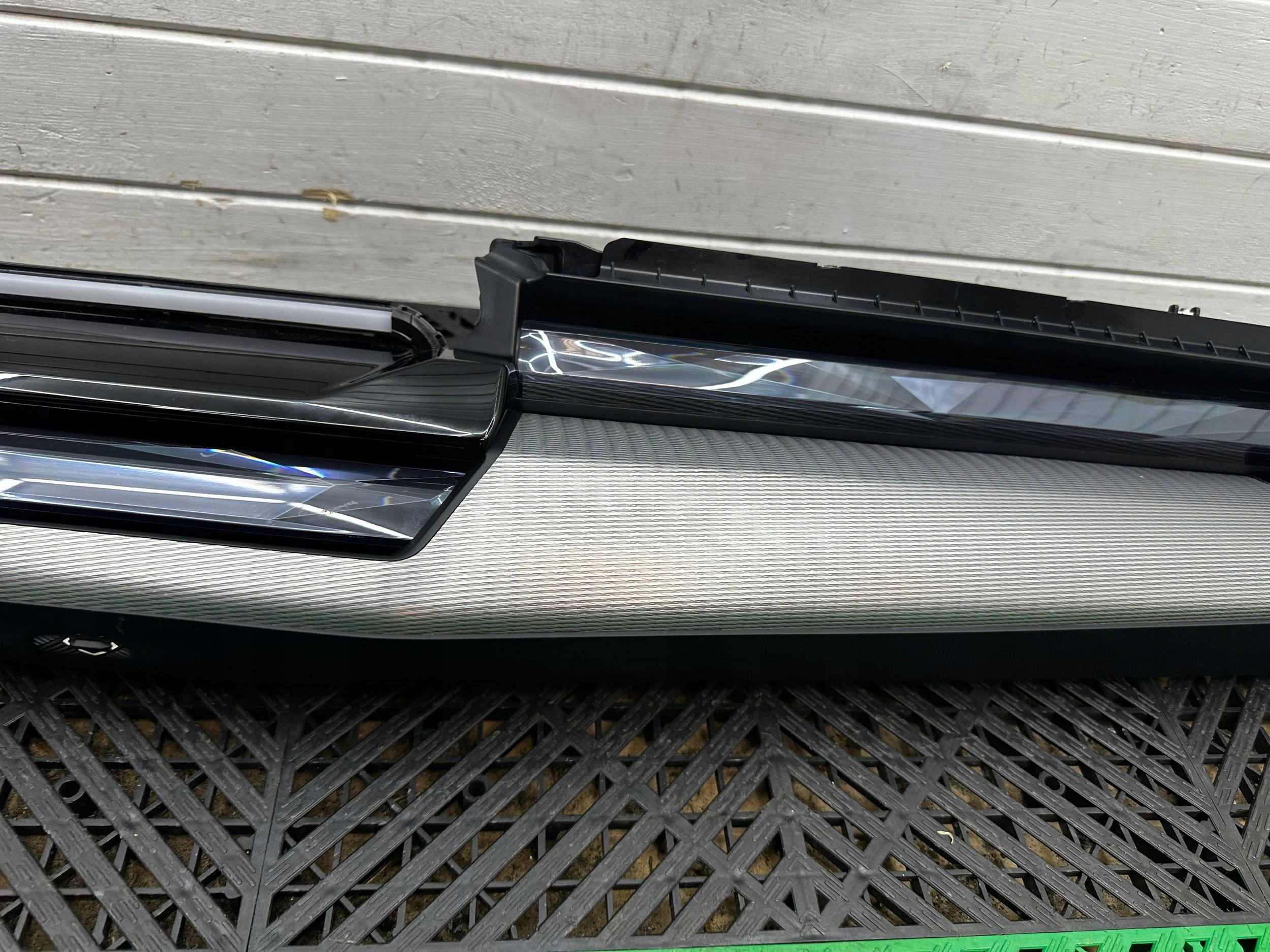 decorative trim of the dashboard BMW 5 G60 G61