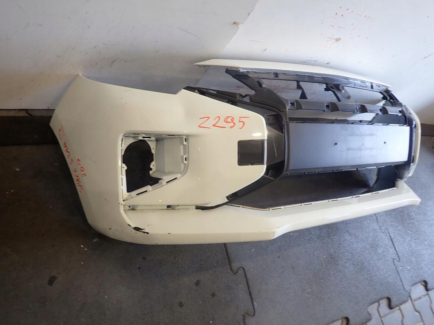 bumper front front MITSUBISHI SPACE STAR III 2020- 6400J973ZZ