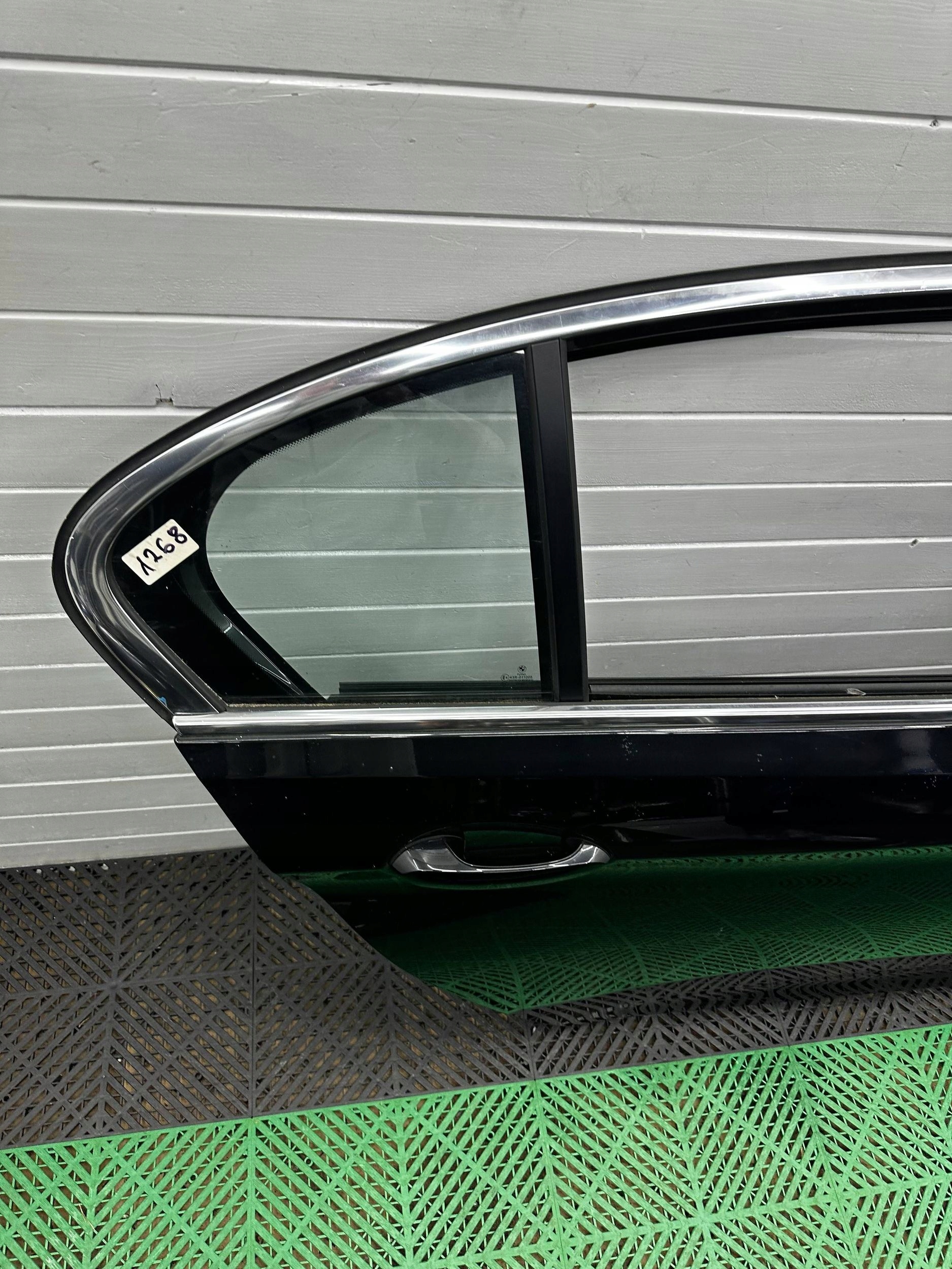 door rear. rear part side right BMW 5 G38