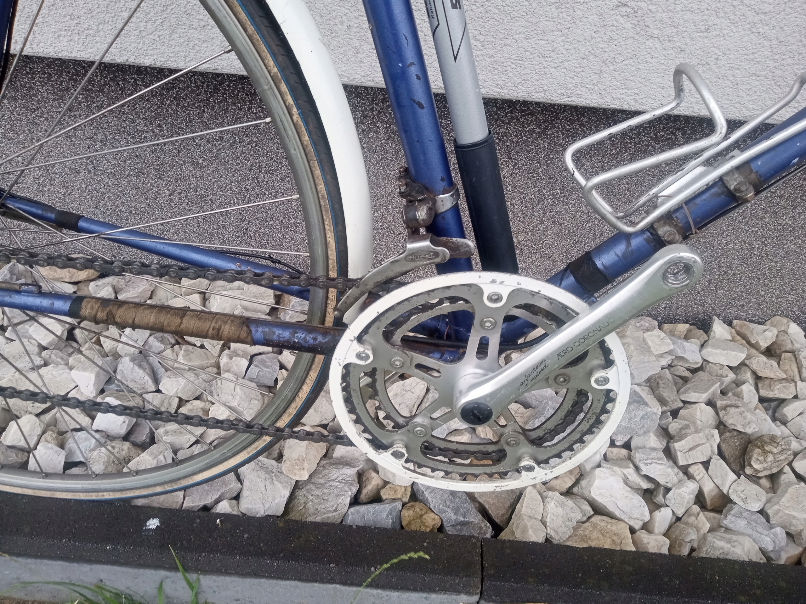 SZOSOWY ROWER KOLARZÓWKA 28 KOŁA 12 BIEGÓW Kolor wielokolorowy