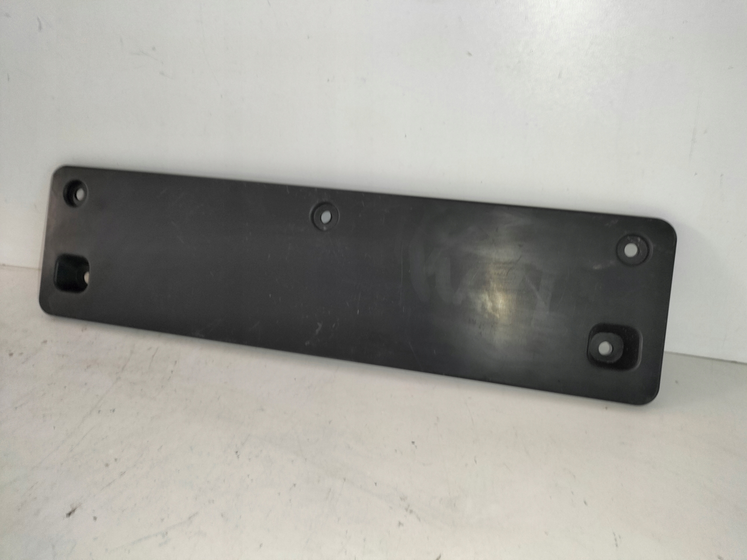 pad below tablice registration front VW GOLF VIII 8 LIFT 24