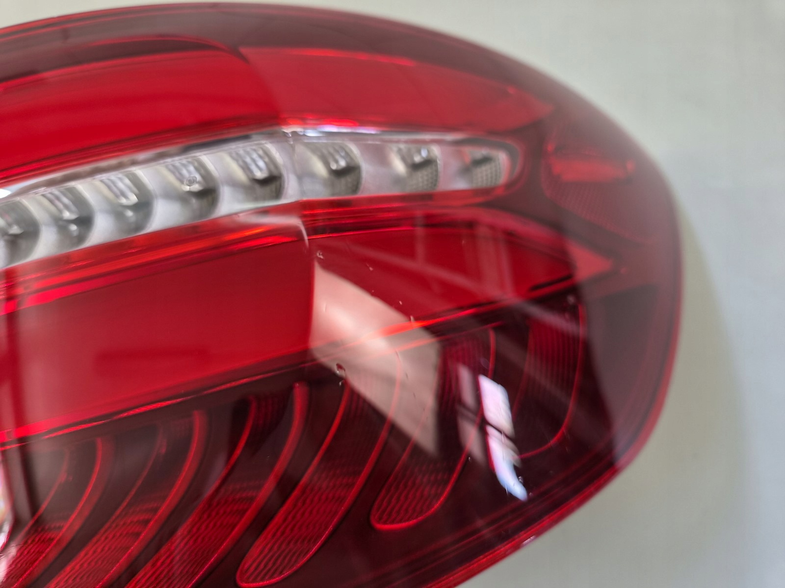 light led right rear part MERCEDES GLC X253 W253 2015-19r. rear right