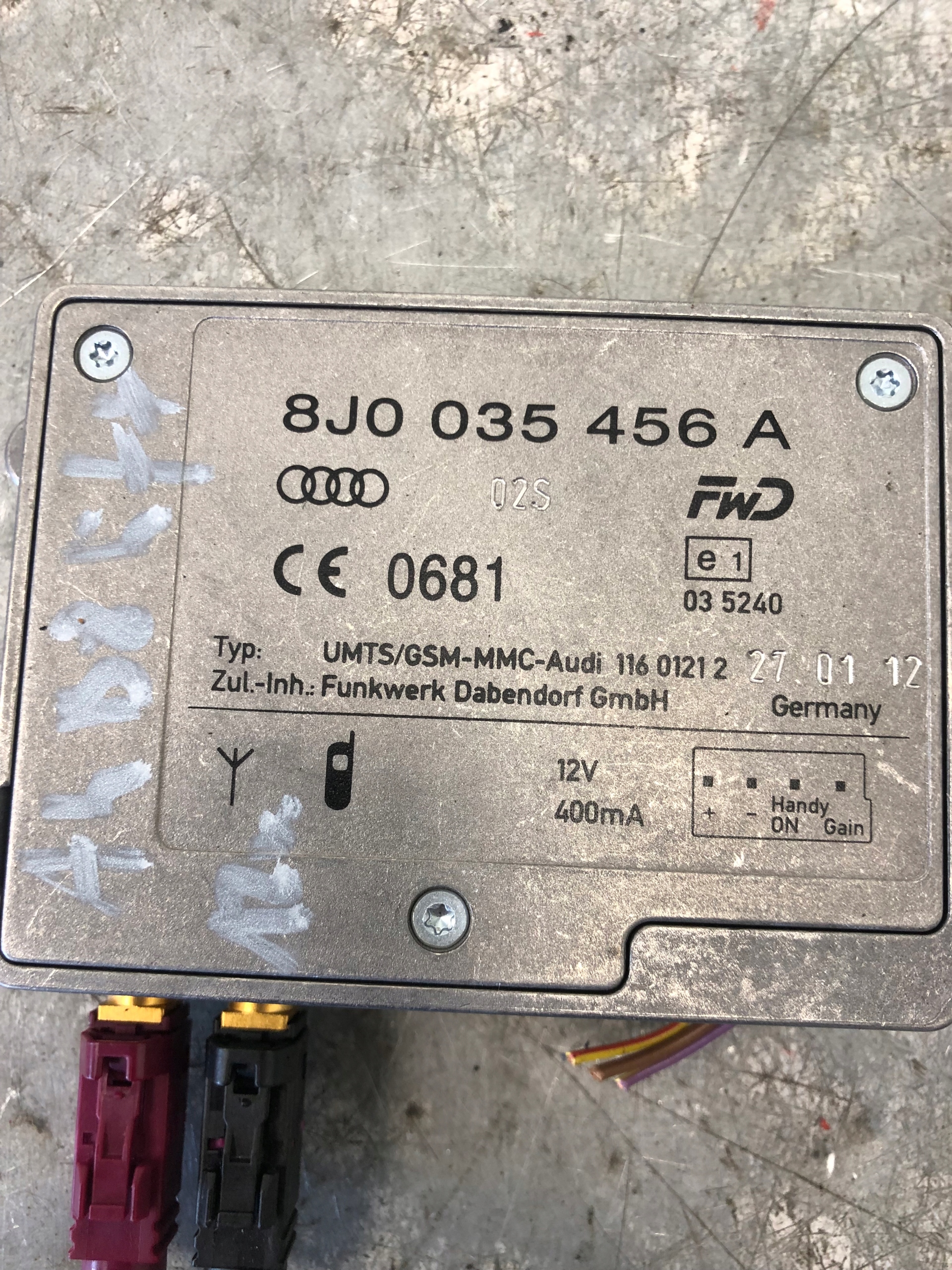 module amplifier ANTENY AUDI A4 B8 LIFT 8J0035456A