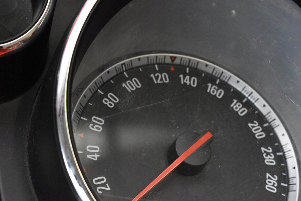 dials dials EU 13327313 OPEL INSIGNIA A 2.0 CDTI 130 KM 08-14