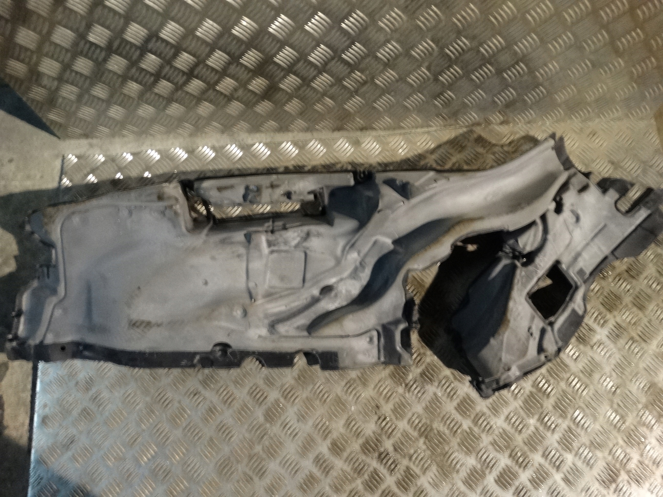 IDEAL INSONORISATION SIÈGE ARRIÈRE MERCEDES W223 1