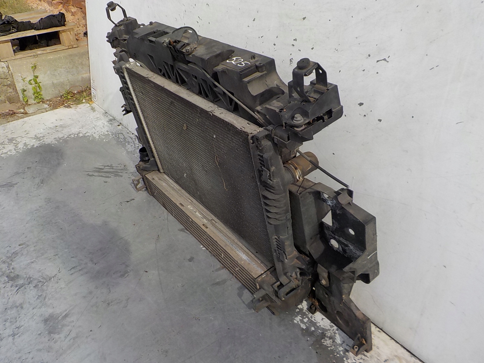 525 RENAULT SCENIC III 1.5 DCI support panel for radiators pillar