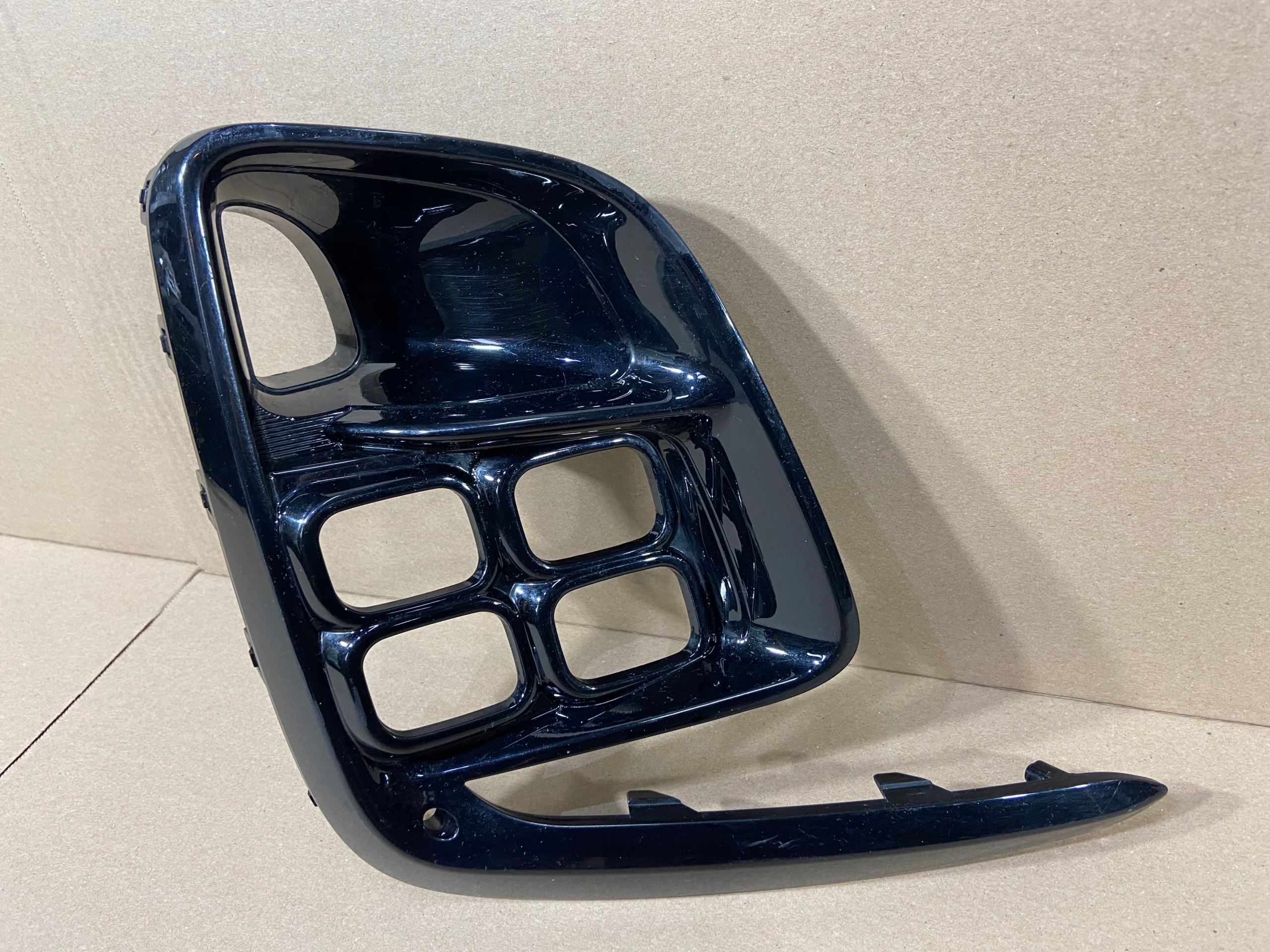 86523-H8610 - Левая решетка бампера передняя KIA RIO GT LINE 17-20р.