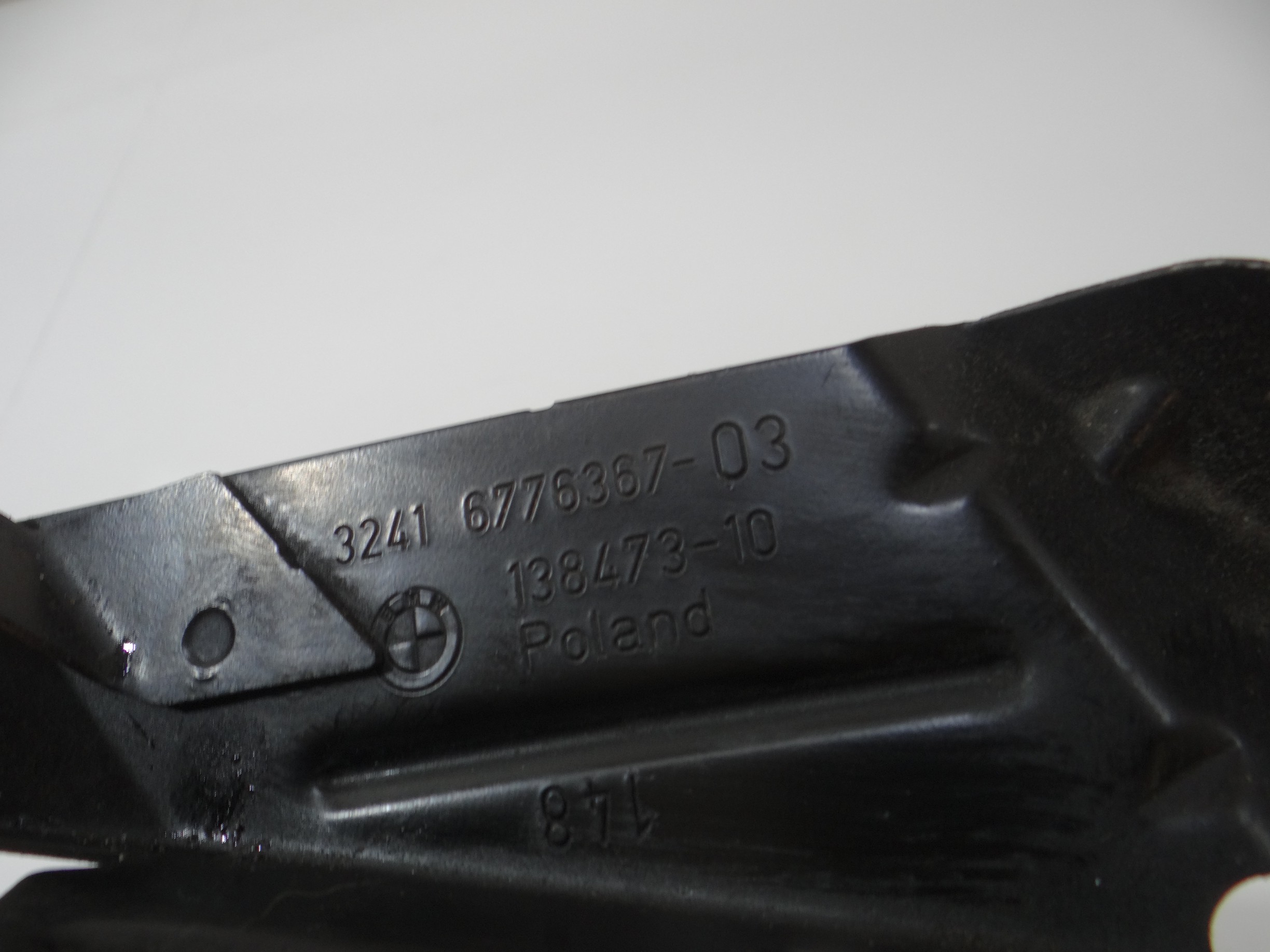 Halter Behälter oil BMW X1 E84 LCI N20B20B 6776367