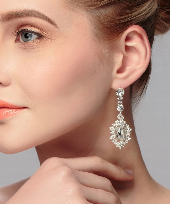 KOLCZYKI ŚLUBNE DŁUGIE CRYSTAL SREBRNE Cechy nie zawiera niklu