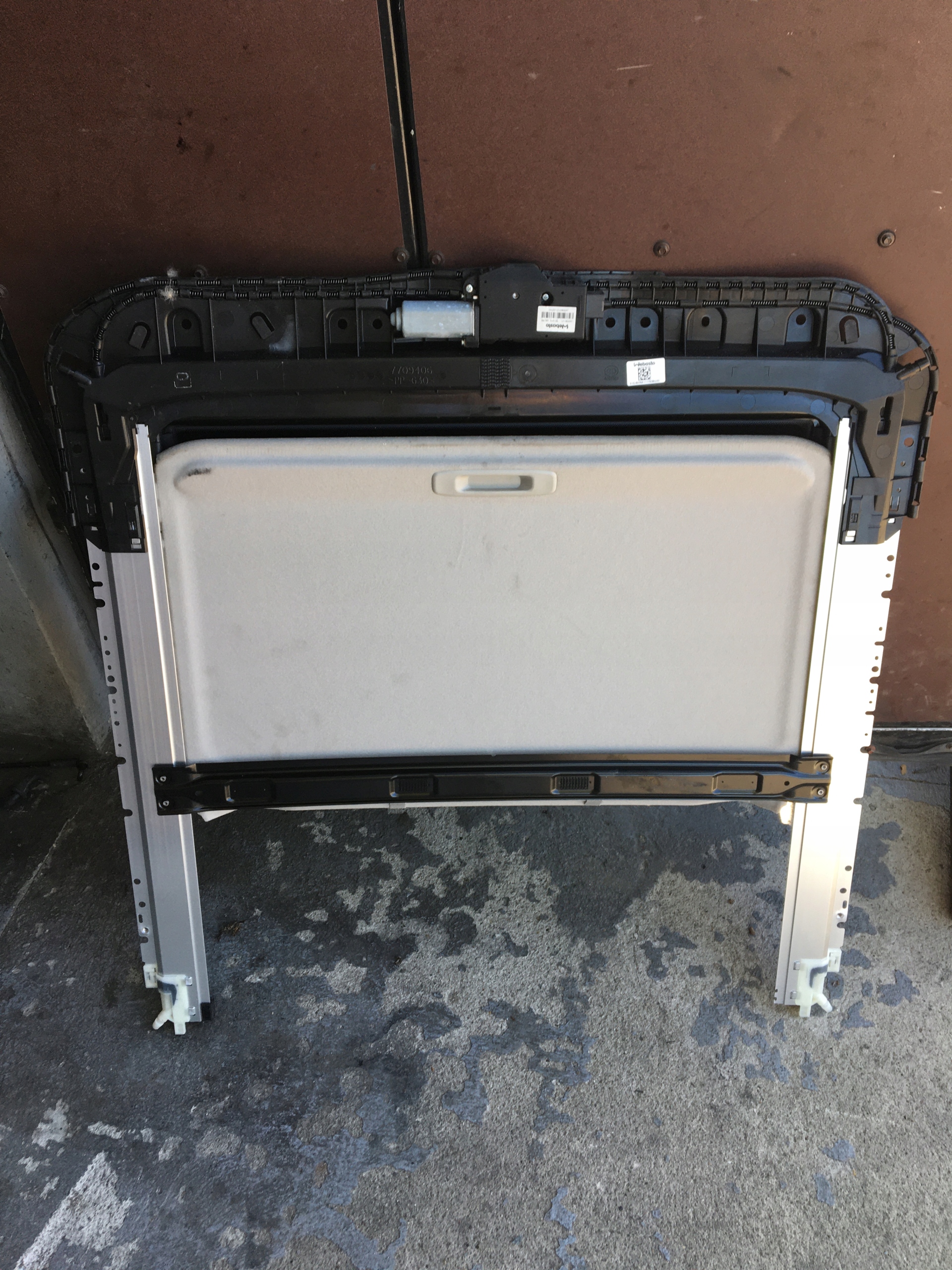 SZYBERDACH RENAULT ALSKAN NAVARA Part manufacturer Renault original OE