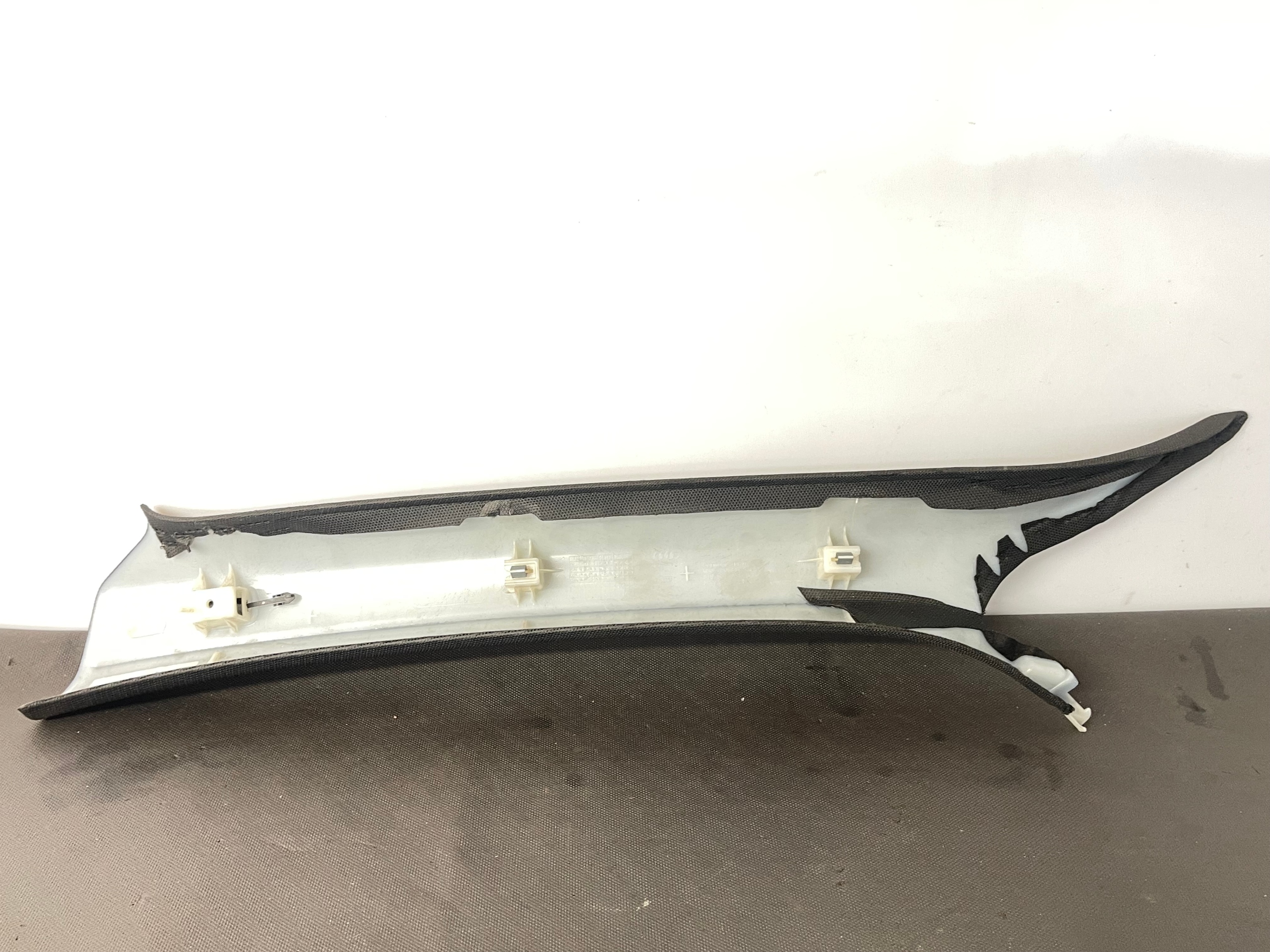 cover SLUPKA right side AUDI S5 A5 8T 8T0867234B