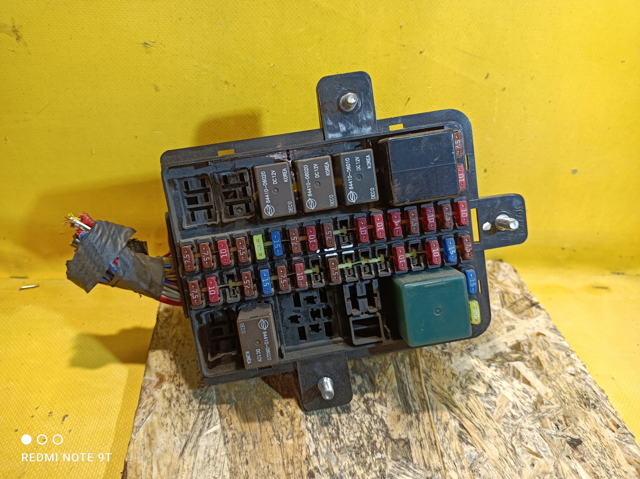 SKRZYNKA BEZPIECZNIKÓW SSANGYONG KYRON 2.0 XDI 06R Numer katalogowy części 82101