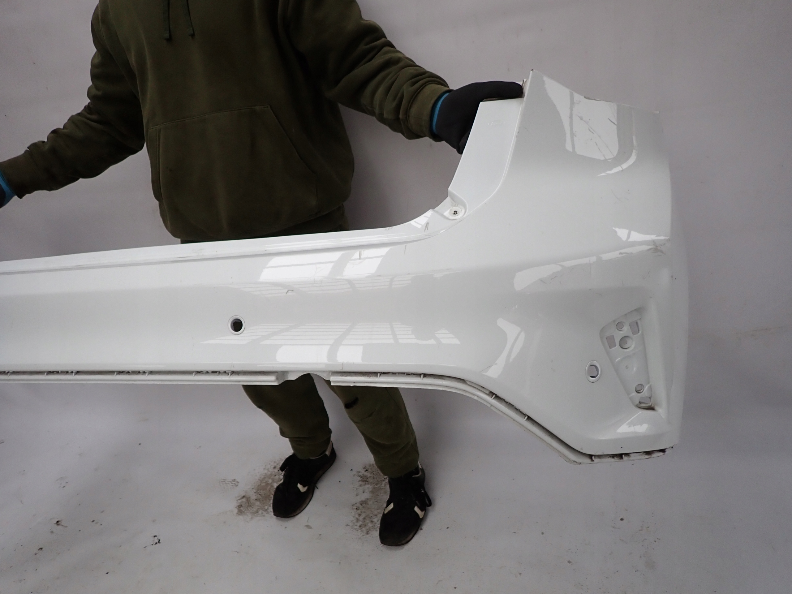 FORD FOCUS IV MK4 18- bumper rear part rear 4XPDC JX7B-17906-A