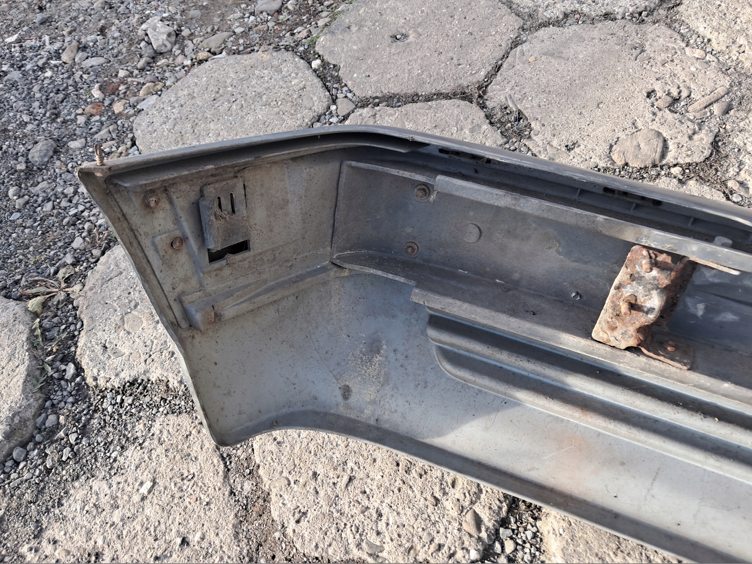 front bumper MERCEDES W201 190 2018802270