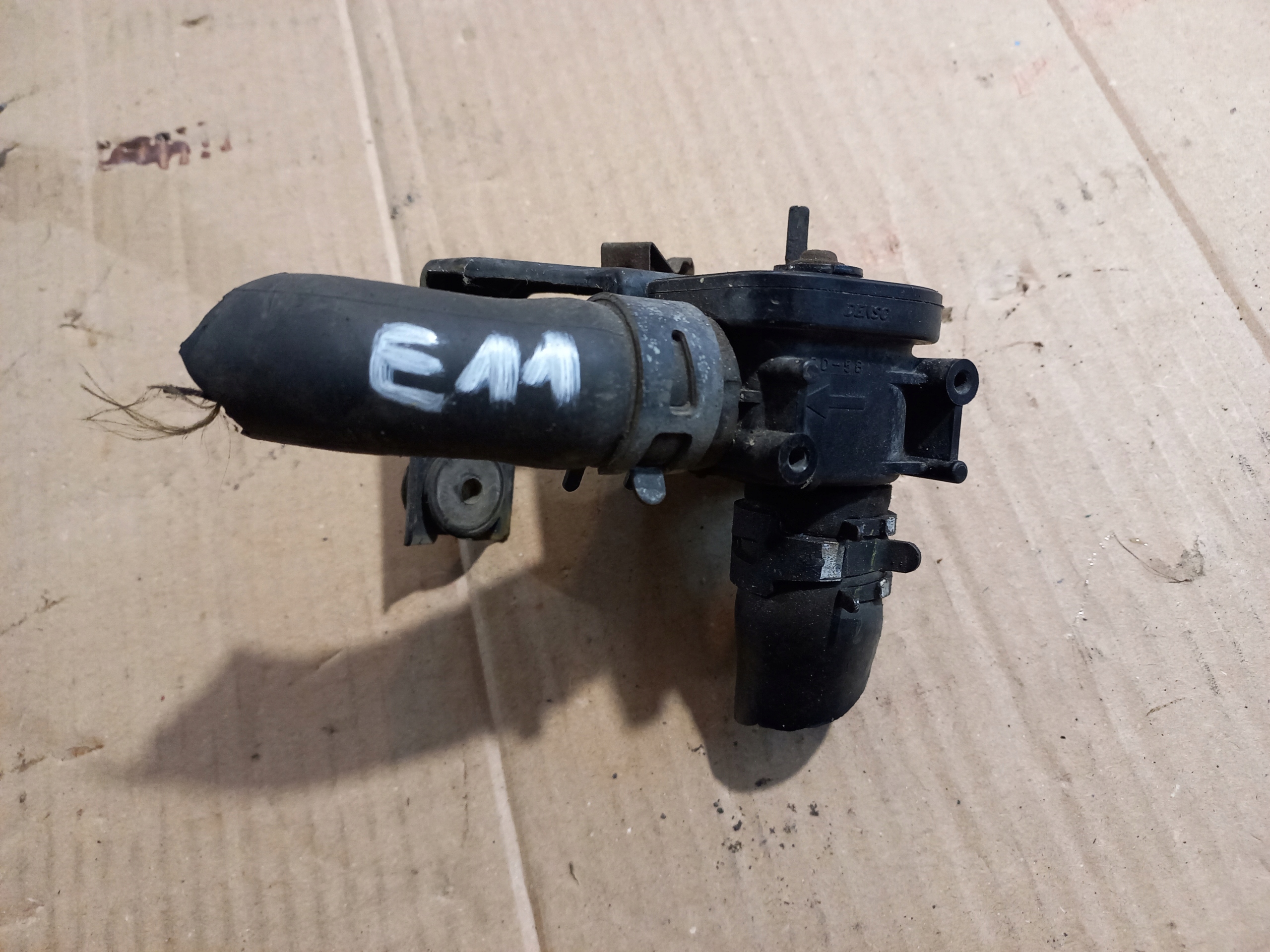 87240-12260 - COROLLA E11 97-01 нагрівальний клапан