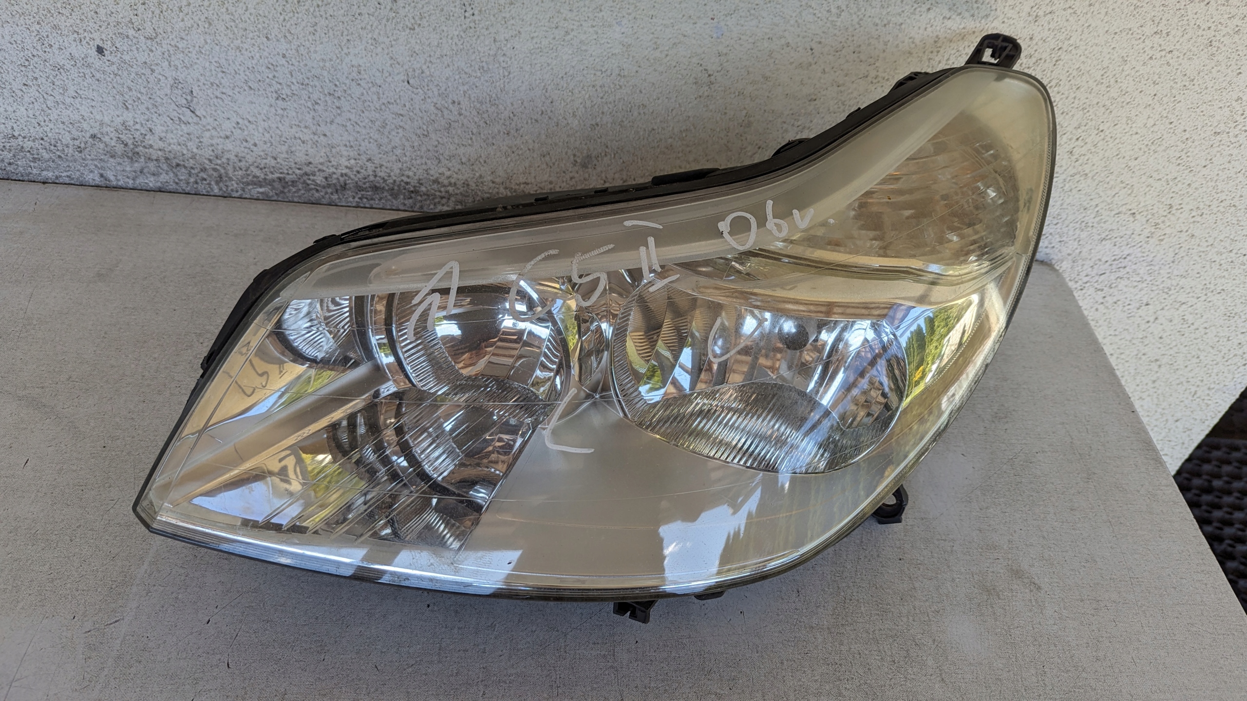 LAMPA PRZEDNIA PRZÓD LEWE CITROEN C5 I LIFT
