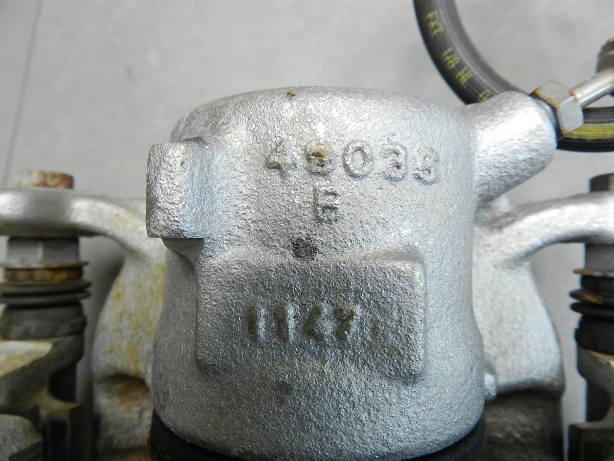 BMW X1 F48 2.0 d caliper right front 6860266 49038B