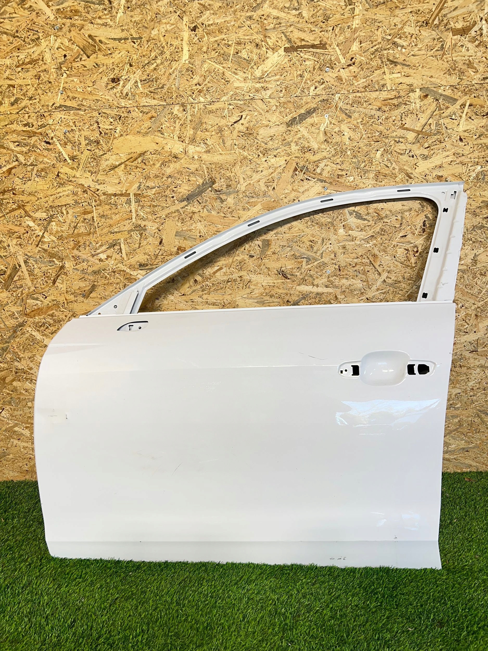 DRZWI PRZÓD PRZEDNIE LEWE AUDI A4 B9 LIFT