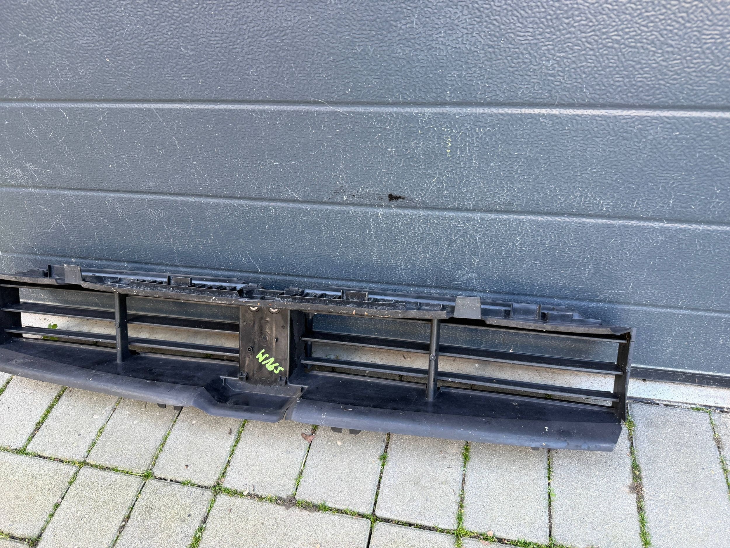 Bmw 3 G20 G21 drain intake air