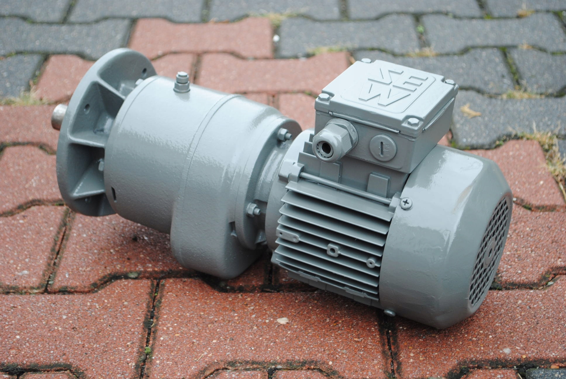 Motoreduktor kołnierzowy 0.37kw. 54obr./min.. SEW! Kod producenta 889999000065